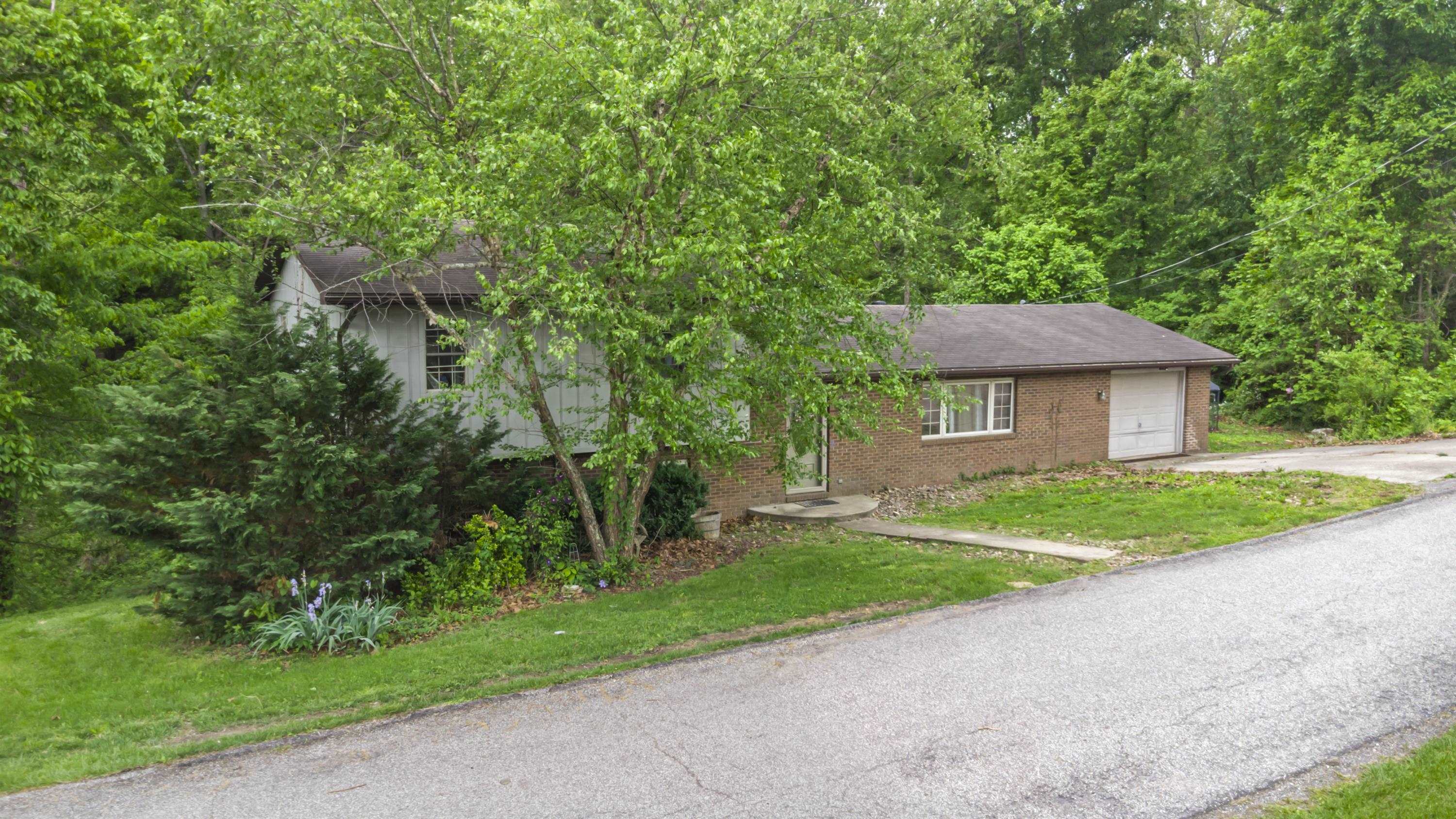 5438 Don Road