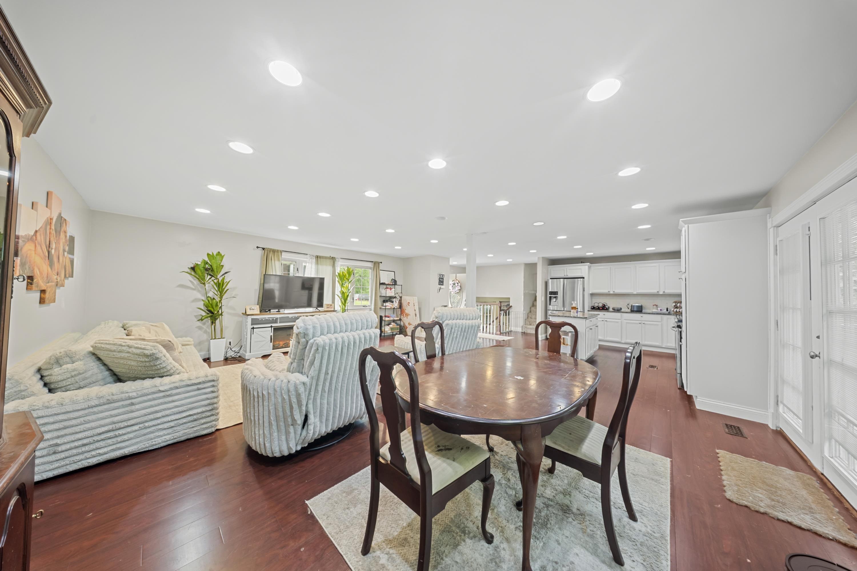 5438 Don Road