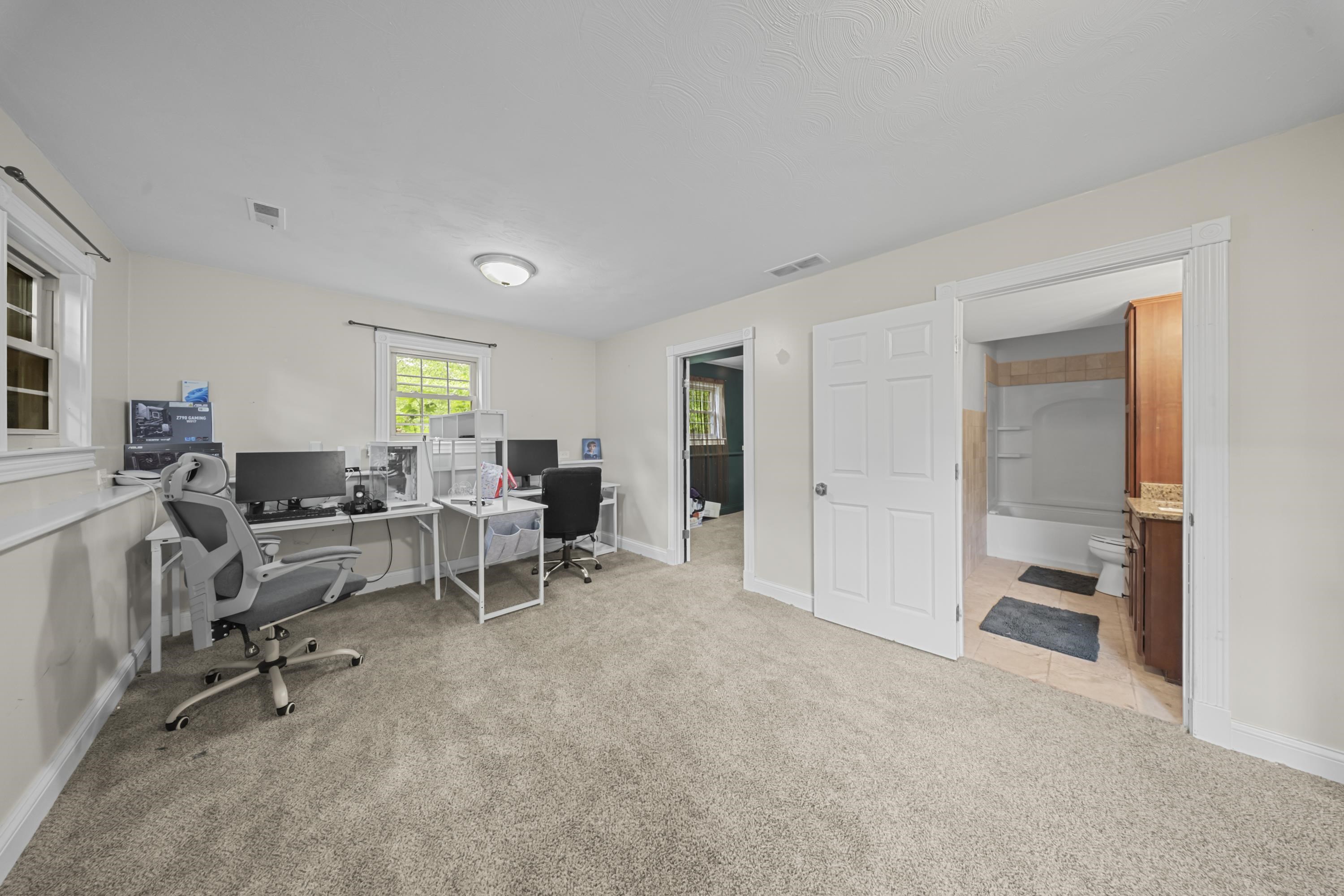 5438 Don Road
