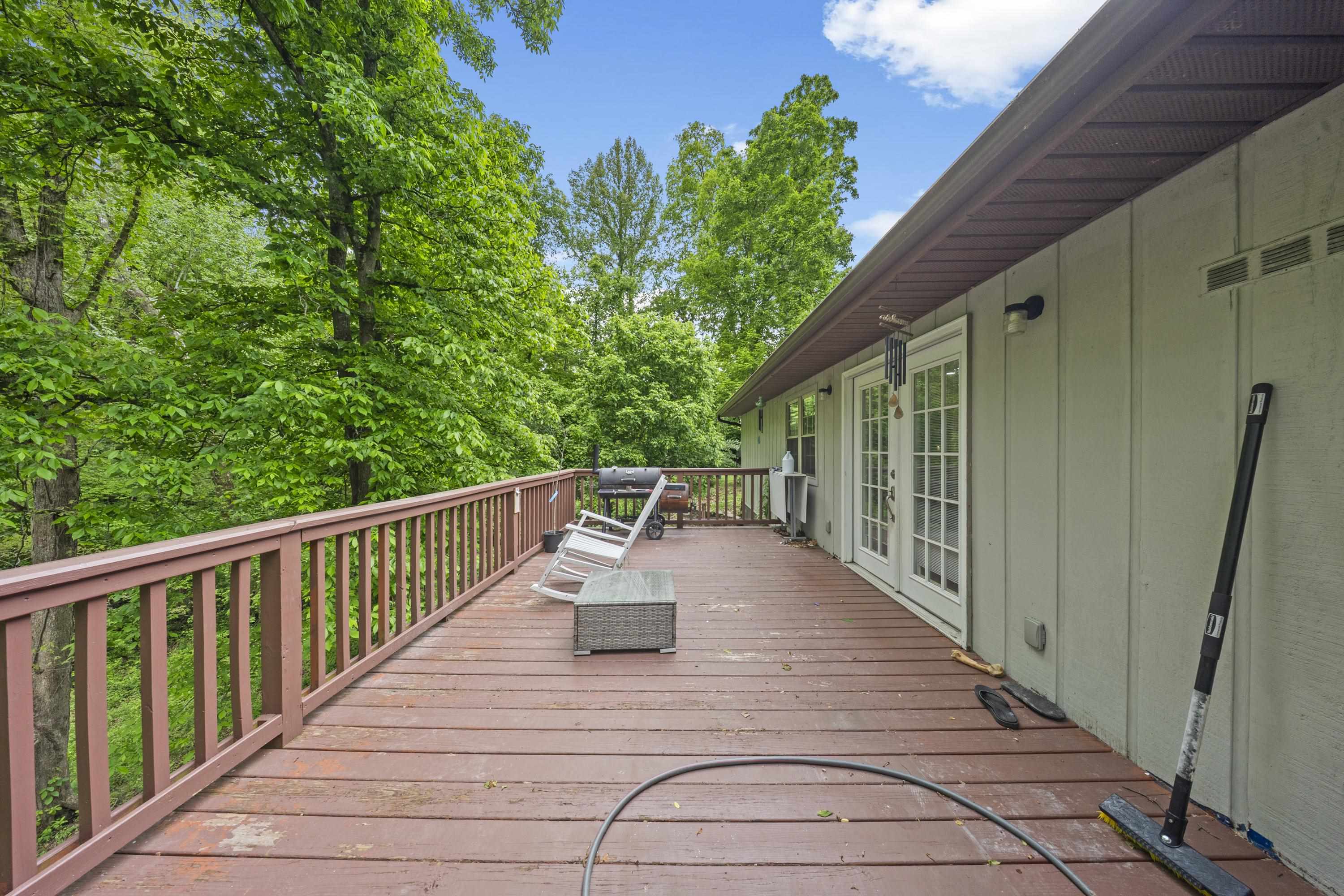 5438 Don Road