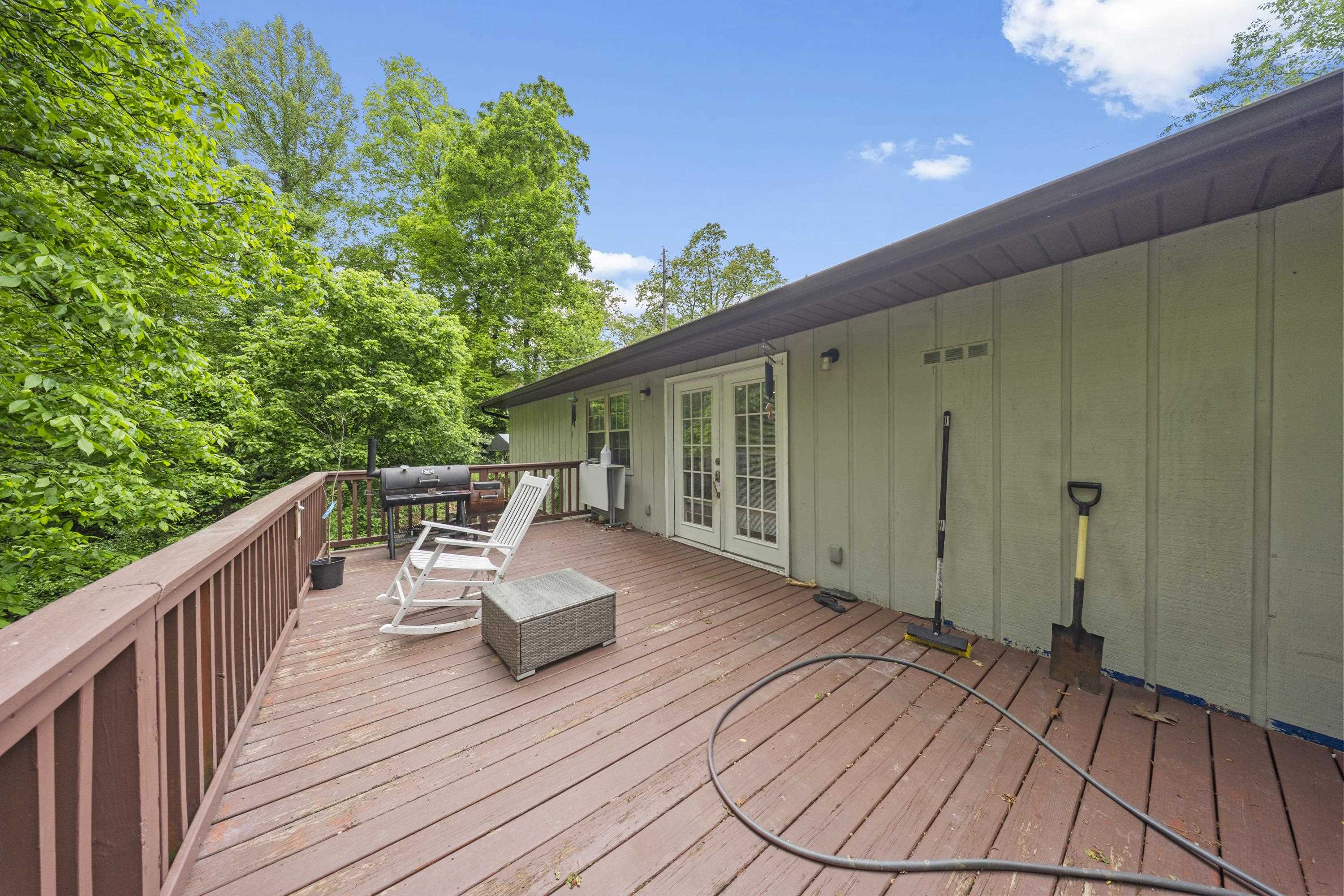 5438 Don Road