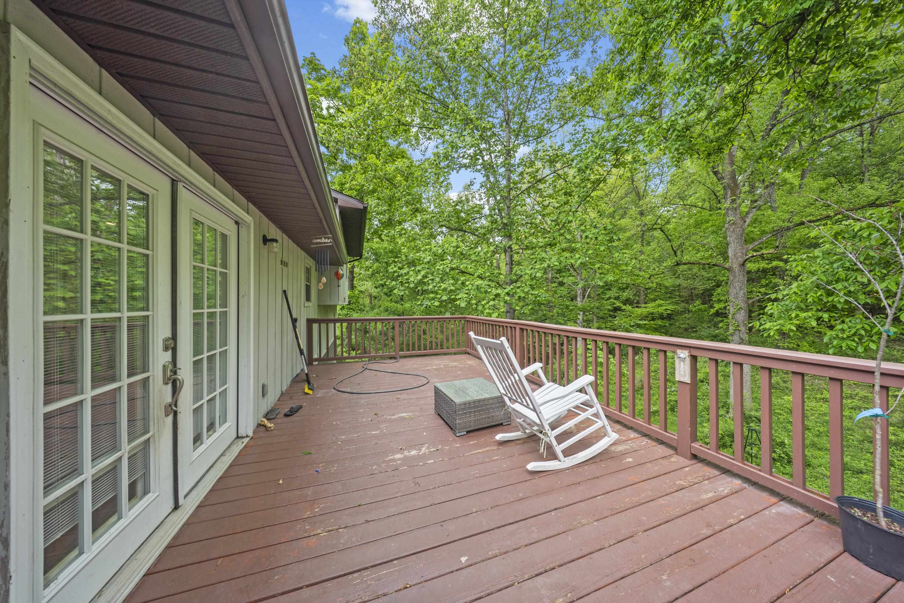 5438 Don Road