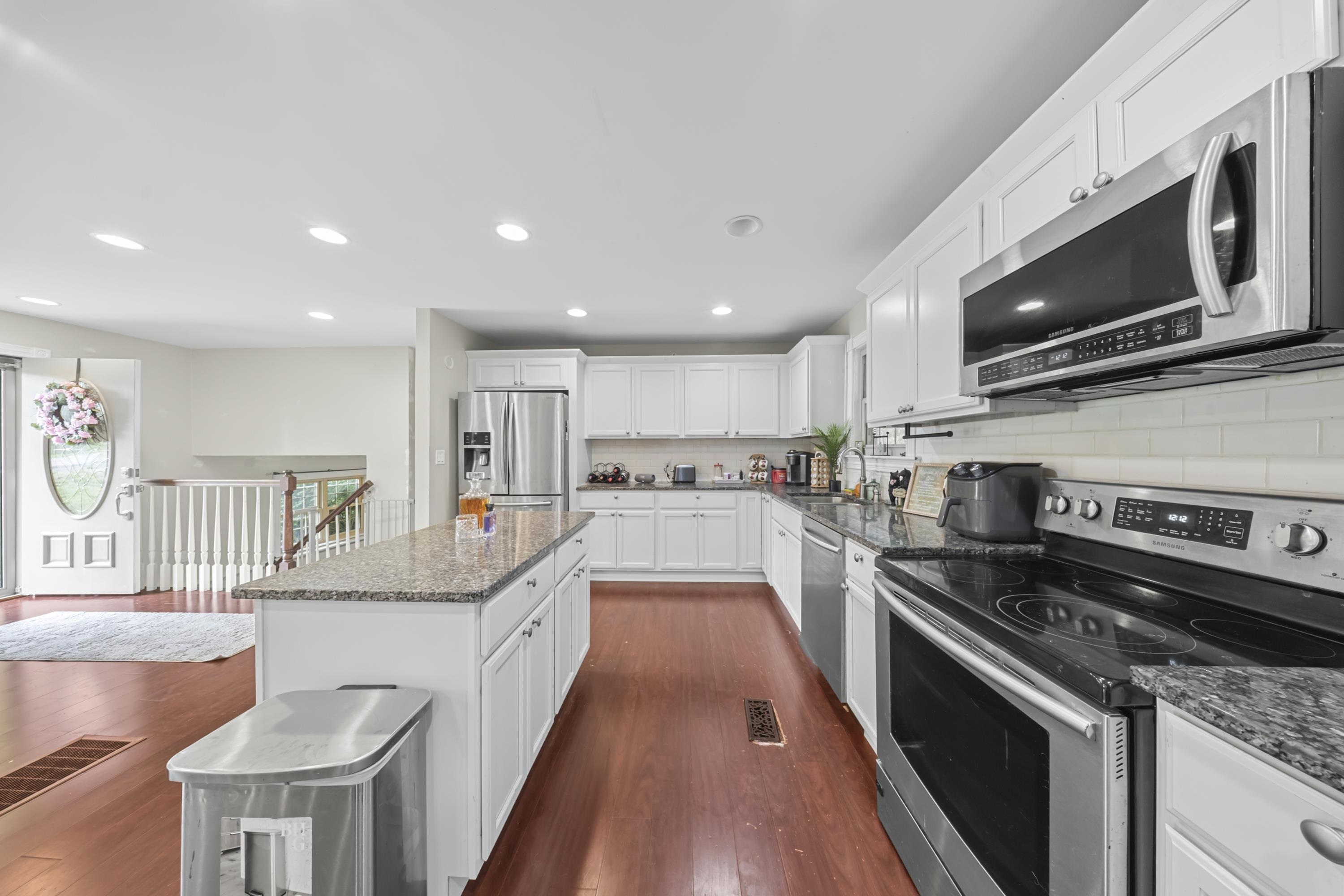 5438 Don Road