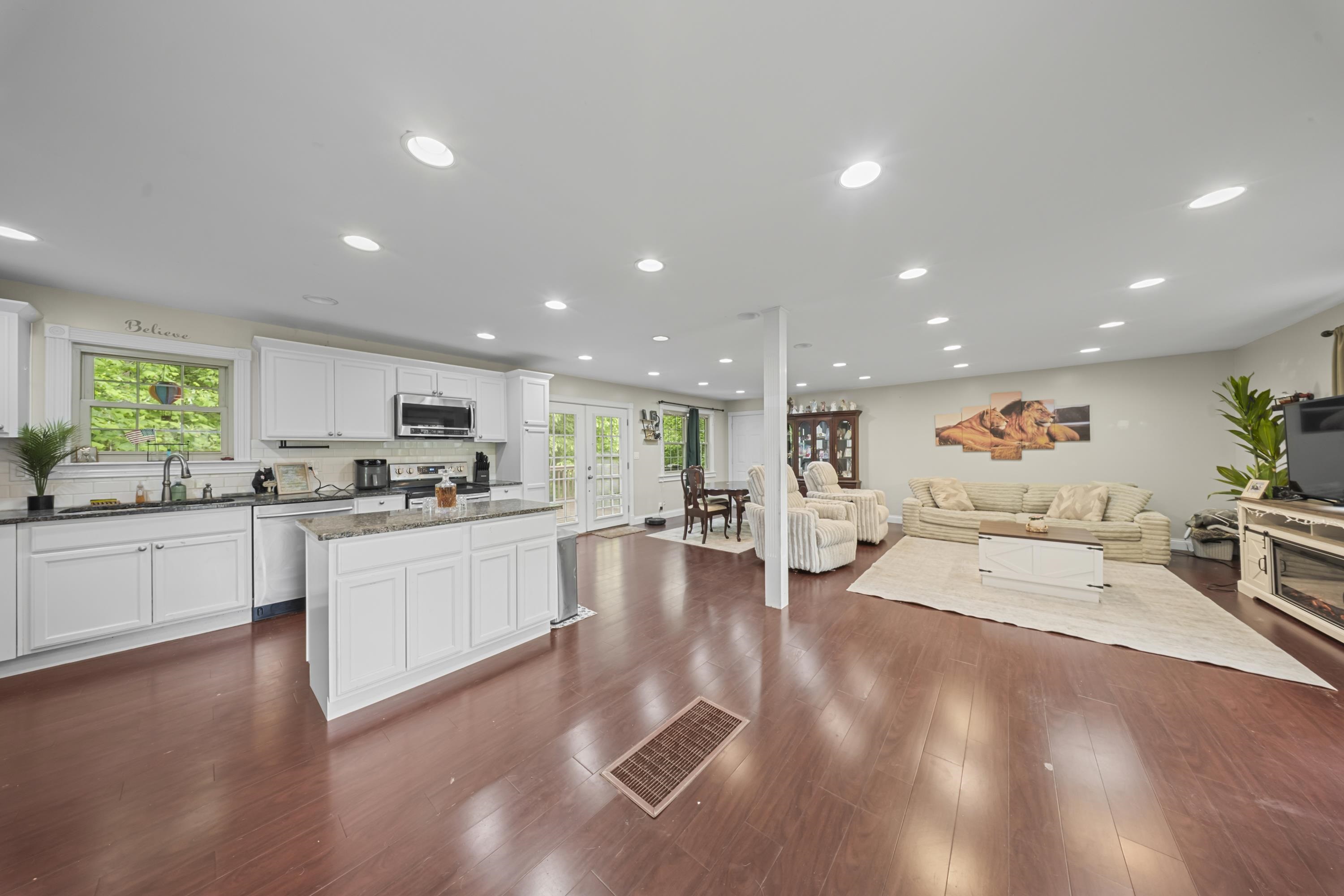 5438 Don Road