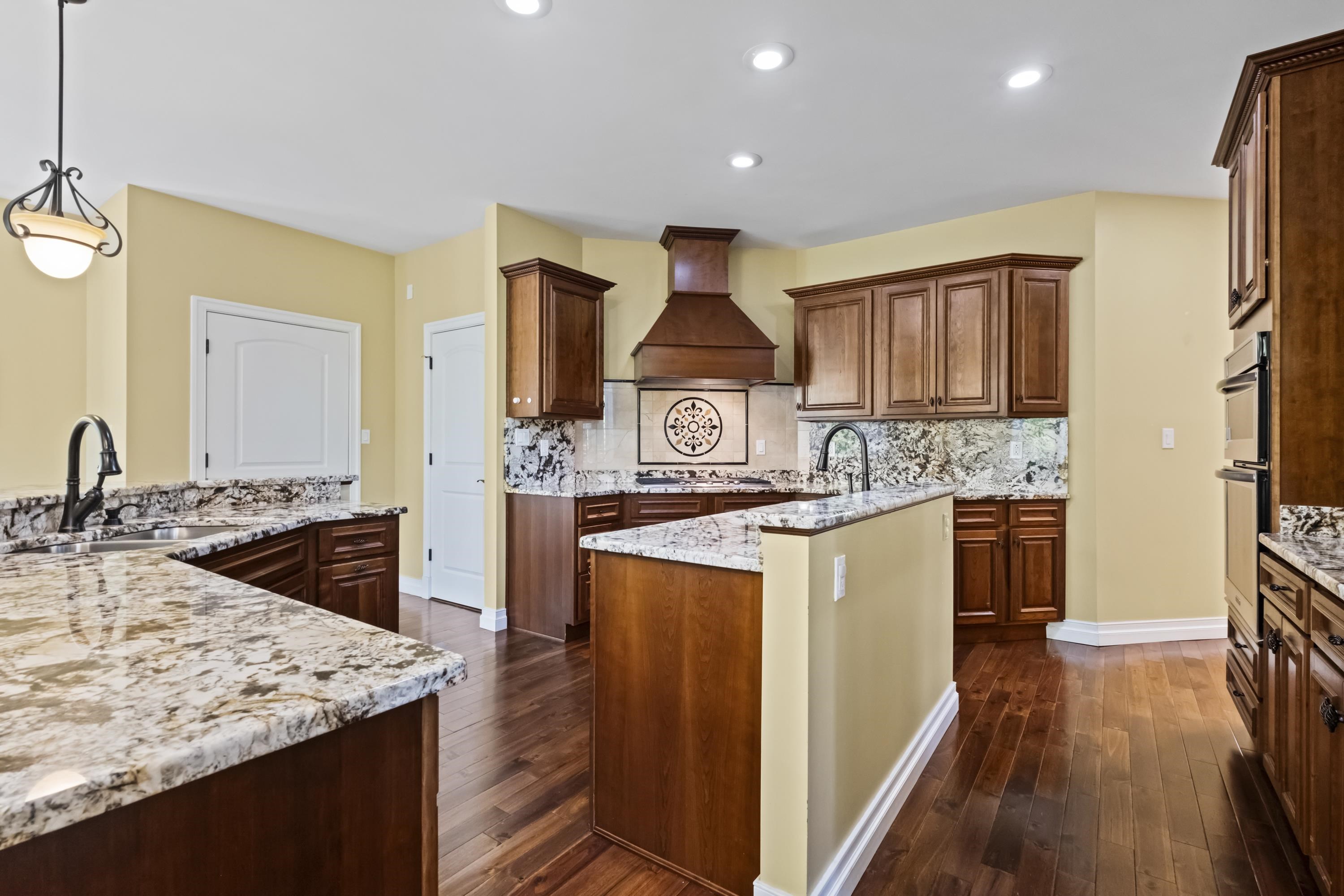 1257 Ivy Creek Road