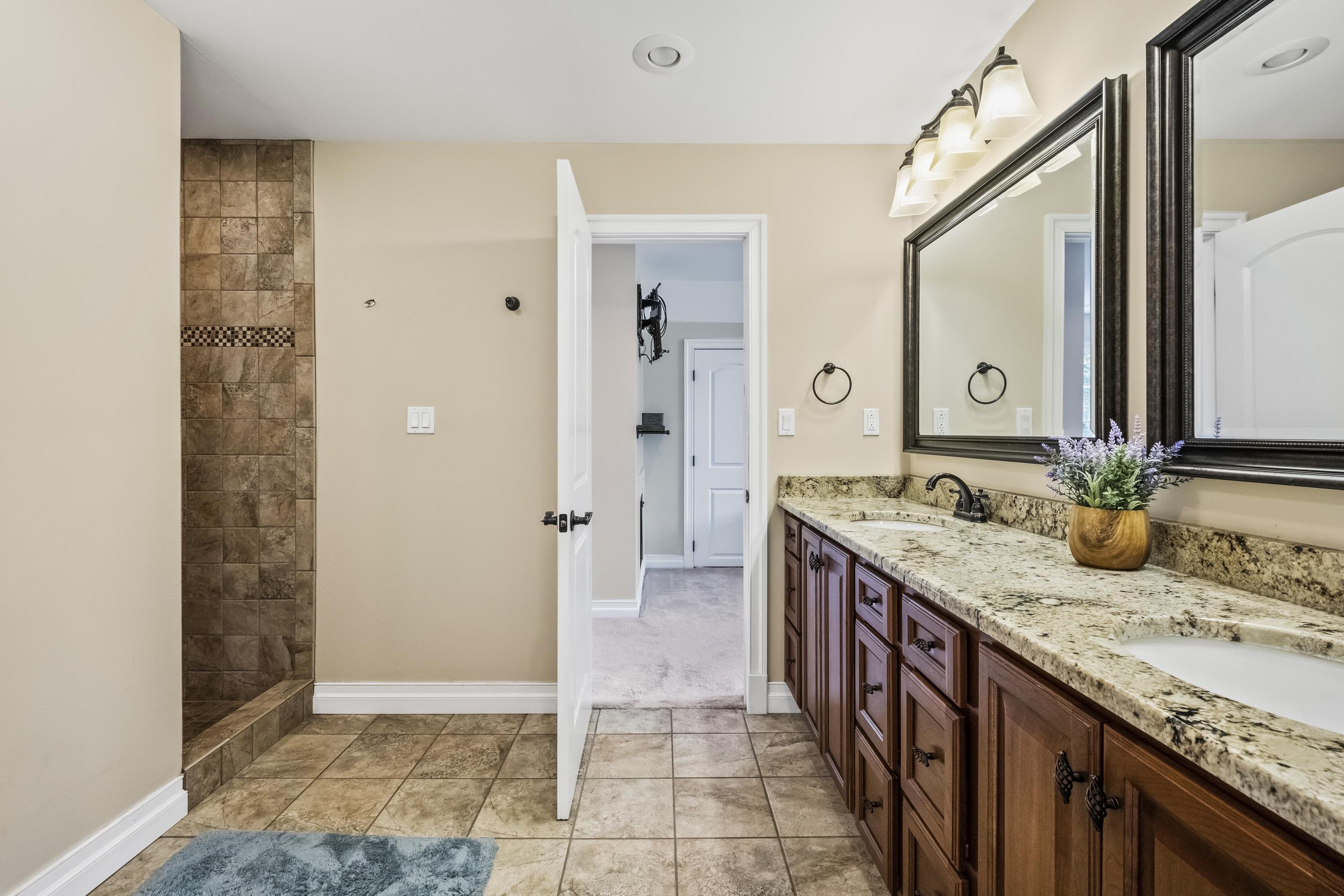 1257 Ivy Creek Road