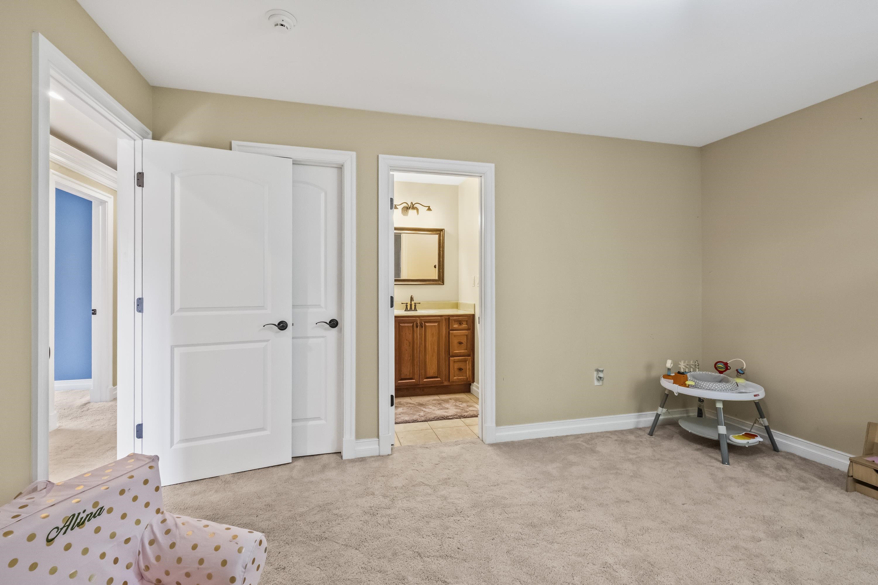 1257 Ivy Creek Road