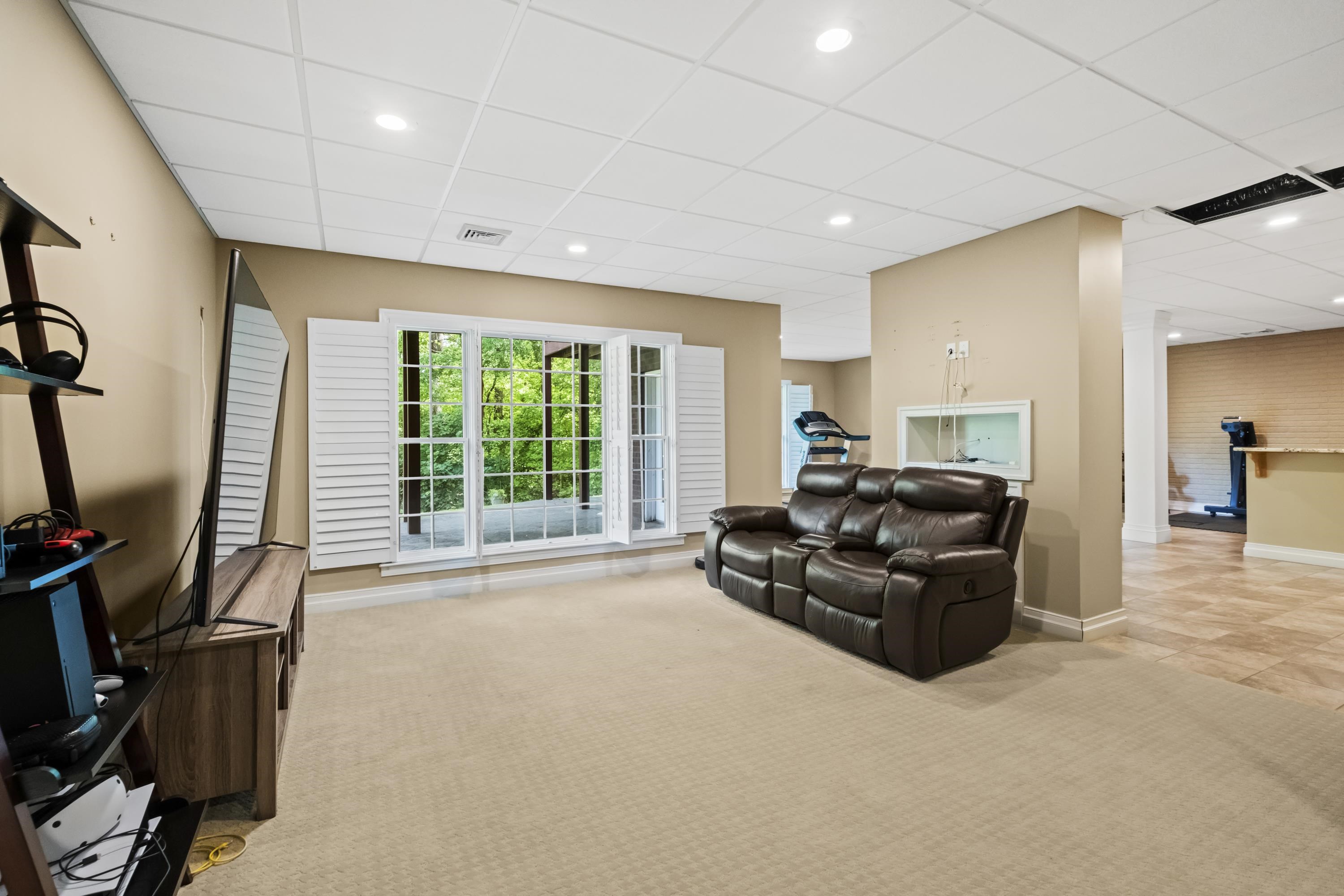 1257 Ivy Creek Road