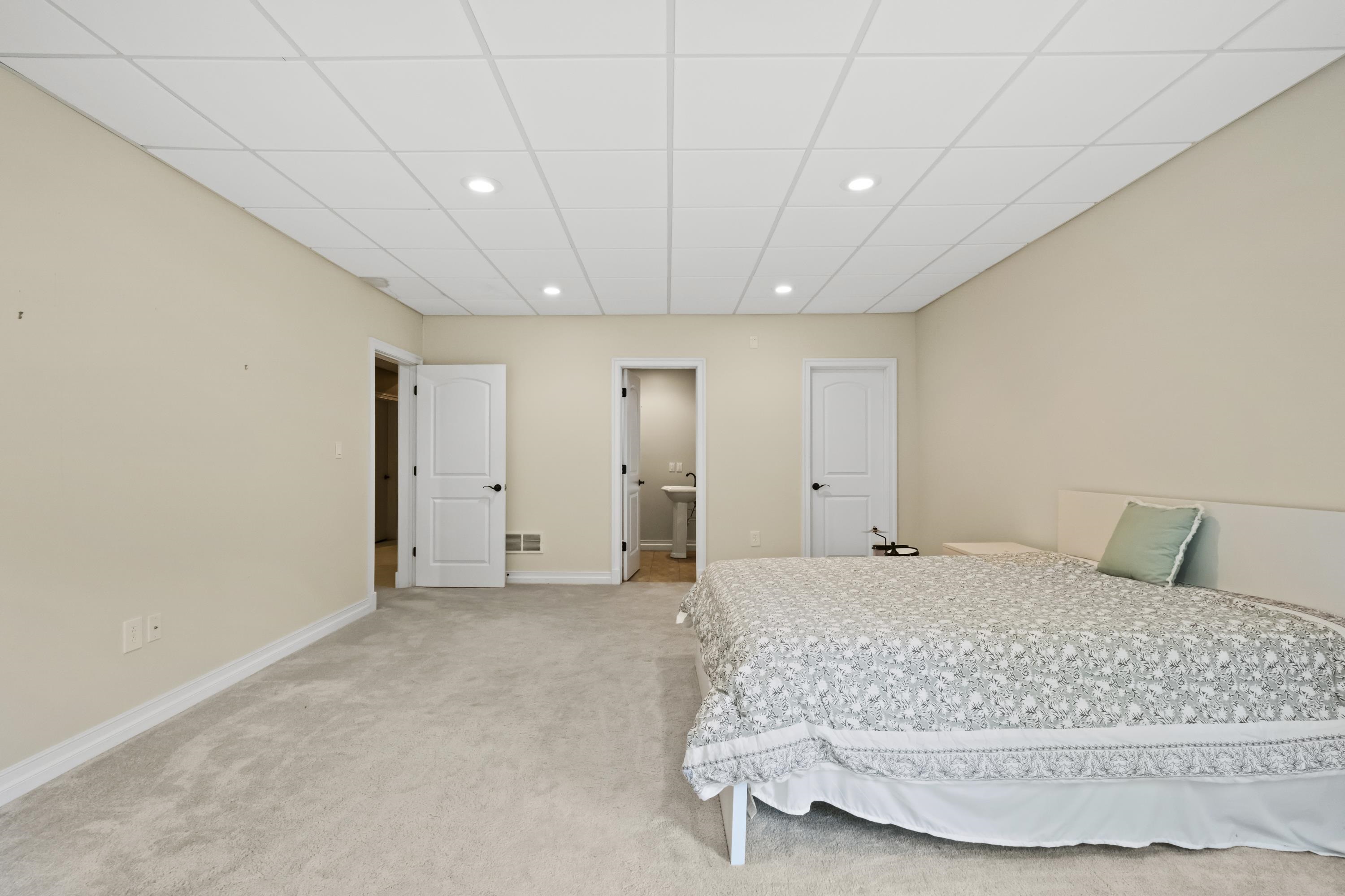 1257 Ivy Creek Road
