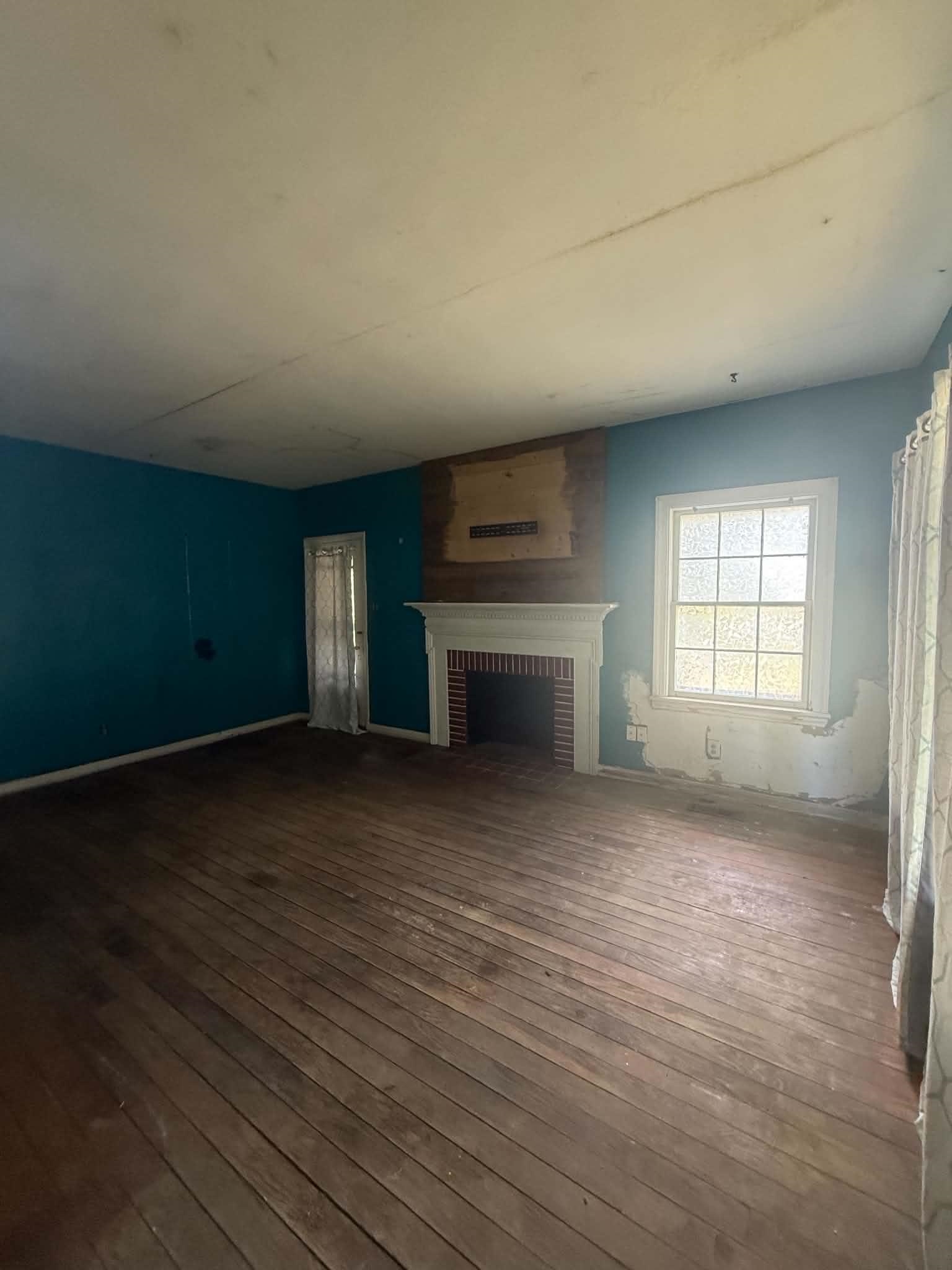 https://zimg.paragon.ice.com/ParagonImages/Property/PH/AABRKY/60577/1/0/0/b80e235254277e24fde49c64aee2cf01/0/2dace9db717849251c1978f41f6cd099/60577-05ab6fc2-8b26-4290-a7bd-b444184f29e4.JPG