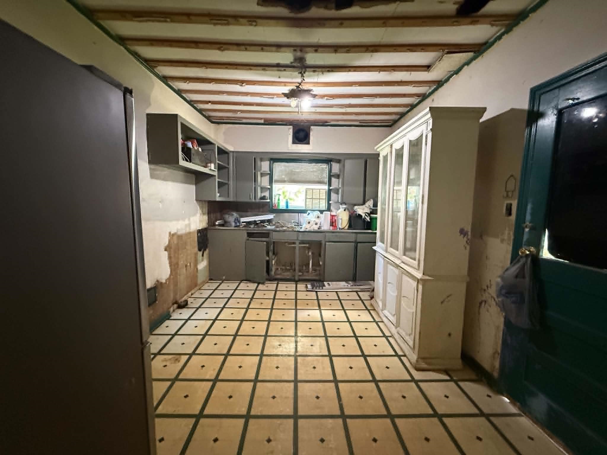 https://zimg.paragon.ice.com/ParagonImages/Property/PH/AABRKY/60577/6/0/0/c010450755113c68d7c8723f43d46f08/0/2dace9db717849251c1978f41f6cd099/60577-920dfc4c-48a5-40b8-af5b-4215292ba0fa.JPG