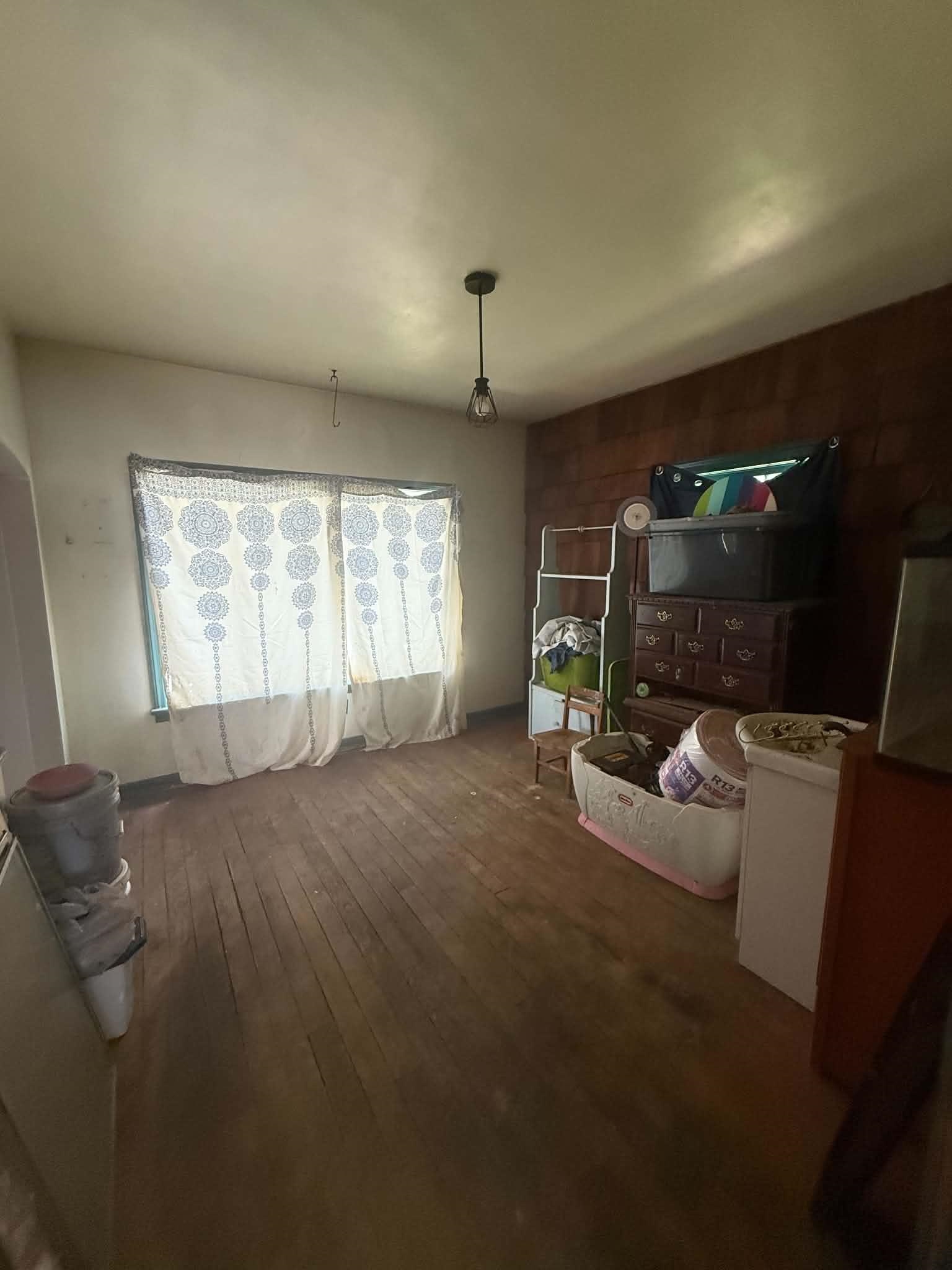 https://zimg.paragon.ice.com/ParagonImages/Property/PH/AABRKY/60577/8/0/0/13a0709724ff277afd5a26ac8ac22730/0/2dace9db717849251c1978f41f6cd099/60577-0c92a704-95f1-46cf-98e6-66d95d469fc1.JPG