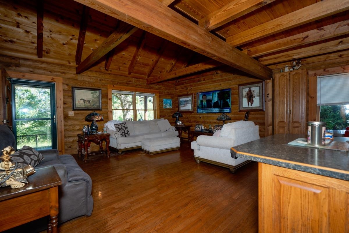 https://zimg.paragon.ice.com/ParagonImages/Property/PH/AABRKY/60579/6/0/0/9a0f4adc537428617423f0dbcd16dd53/0/53e51ce8852936fda17d08f57aae076d/60579-a0504aa5-c1f5-478a-8cb6-4d8821d066a8.JPG