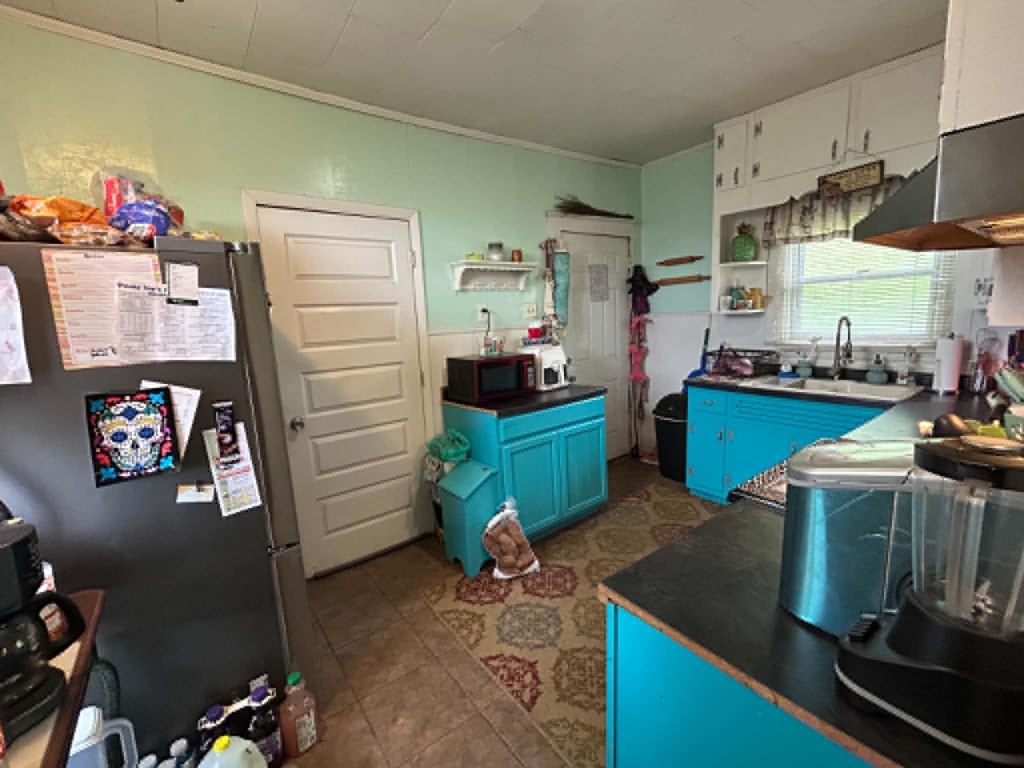 https://zimg.paragon.ice.com/ParagonImages/Property/PH/AABRKY/60586/2/0/0/27c7abd335b0339b00c357d833ba44b2/0/65b96a44d660967a745a51a93f8e675b/60586-7dfe7c27-f289-4d7b-8fa3-0d046127939f.JPG