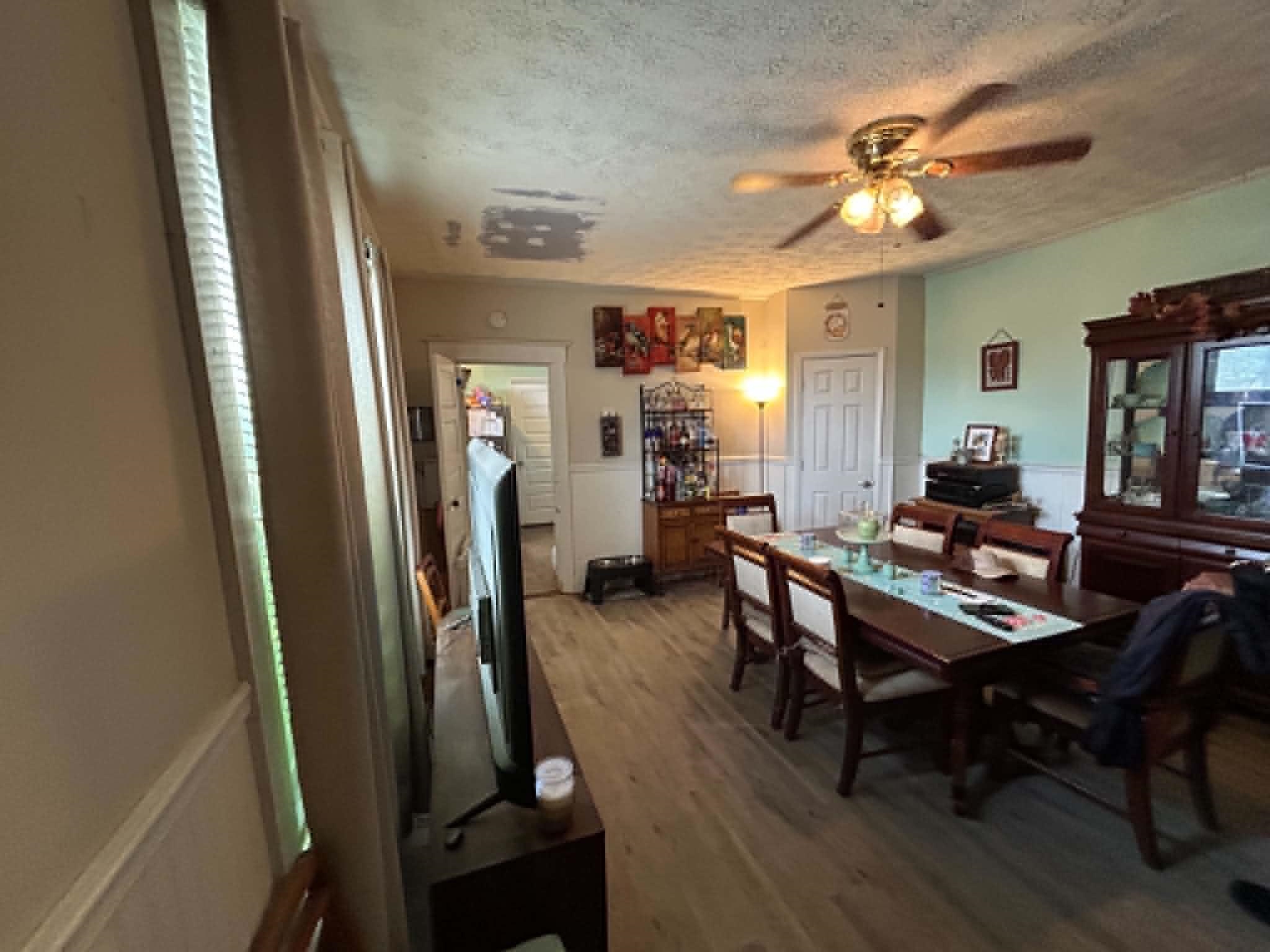 https://zimg.paragon.ice.com/ParagonImages/Property/PH/AABRKY/60586/5/0/0/b2da61a0f8921f782084bc3d9394206a/0/65b96a44d660967a745a51a93f8e675b/60586-099e9087-ade0-4621-b57f-e80da0288d87.JPG