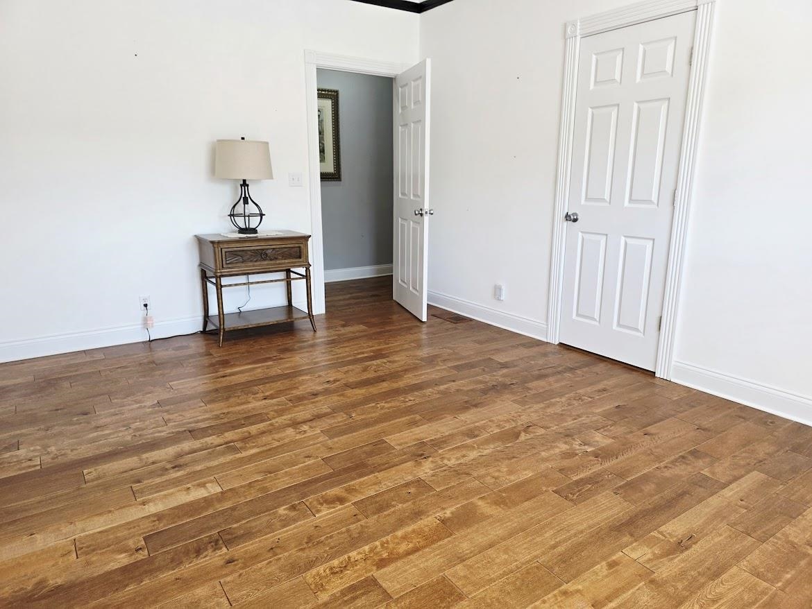 296 Lakeview Circle