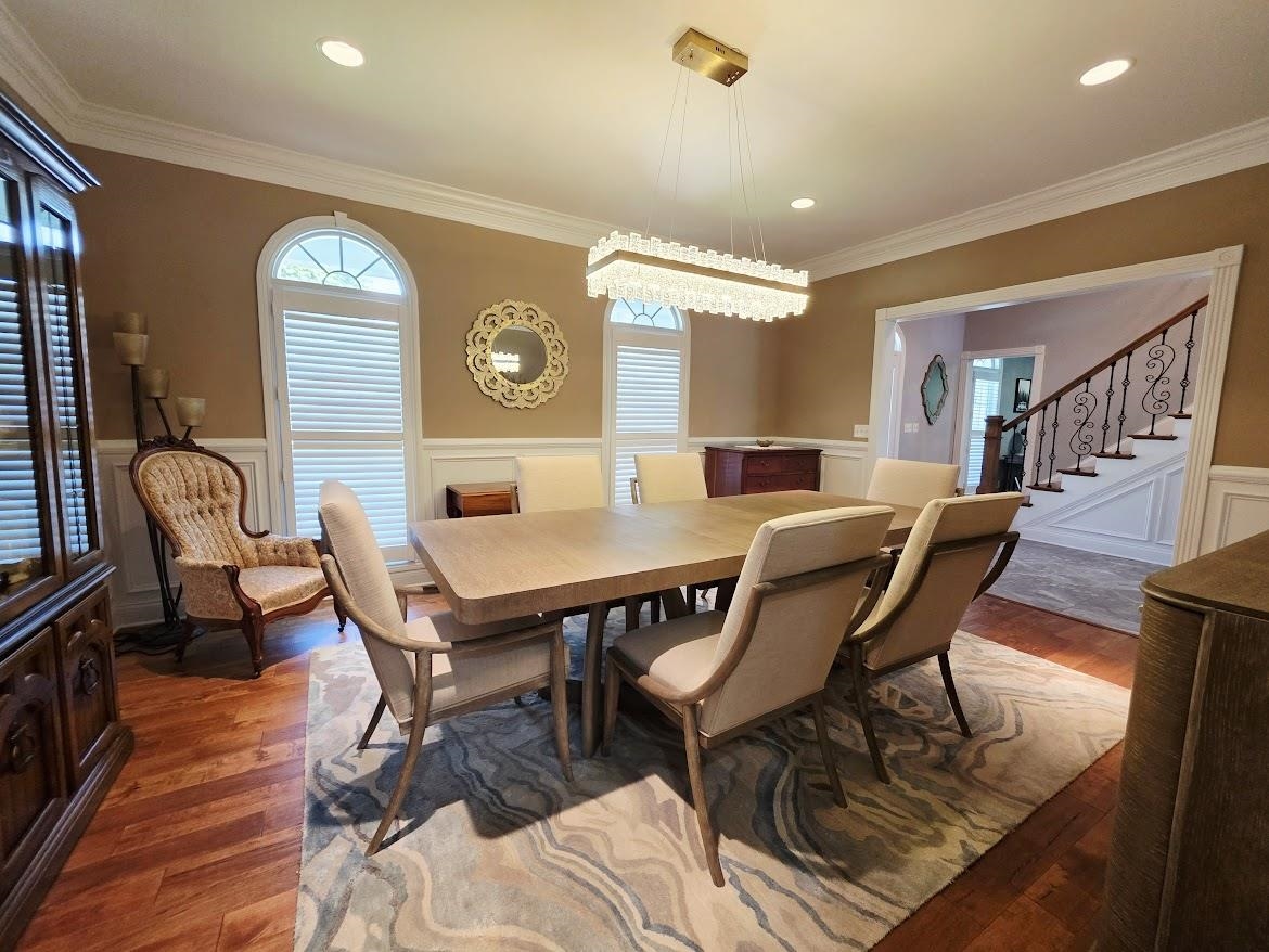296 Lakeview Circle