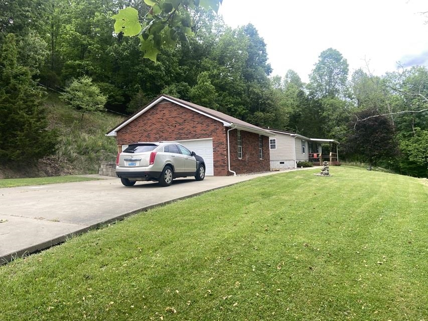 https://zimg.paragon.ice.com/ParagonImages/Property/PH/AABRKY/60606/1/0/0/c5a116493468d6eabc7aaab804277016/0/a6c0b6232fb3885f1c32daef1d2208d0/60606-18937817-e1c6-4811-bf7b-f00eec0d60be.JPG