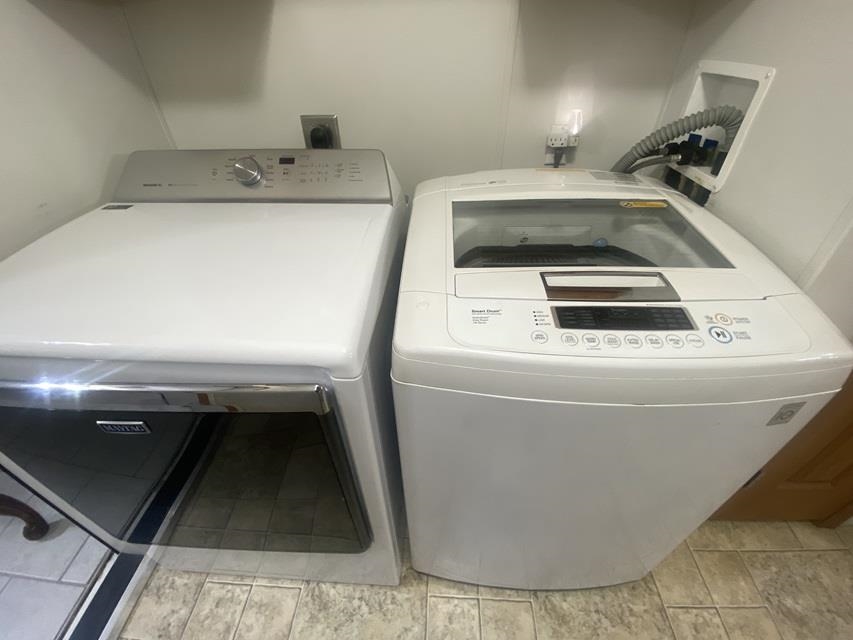 https://zimg.paragon.ice.com/ParagonImages/Property/PH/AABRKY/60606/11/0/0/a63647c44f01334908d345016d00aea9/0/a6c0b6232fb3885f1c32daef1d2208d0/60606-eeb2cb54-accf-420e-b5c1-e090bcd00ab5.JPG