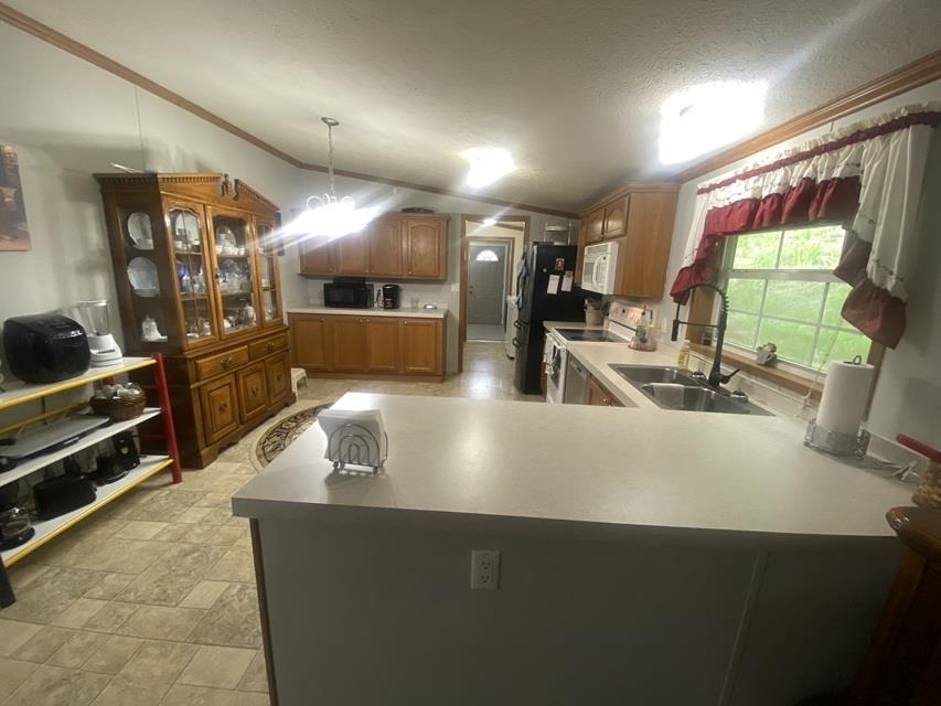 https://zimg.paragon.ice.com/ParagonImages/Property/PH/AABRKY/60606/7/0/0/3af8baecebc5cd3fef355192b7ed103e/0/a6c0b6232fb3885f1c32daef1d2208d0/60606-b7afa534-b55a-4174-939f-427eb9f4bce0.JPG