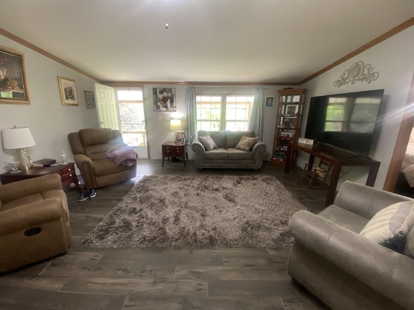 https://zimg.paragon.ice.com/ParagonImages/Property/PH/AABRKY/60606/8/0/0/6a630ec4de4507d15498e00e86f5deba/0/a6c0b6232fb3885f1c32daef1d2208d0/60606-55b2d2f0-1d03-4ff8-8dd5-030778a22202.JPG