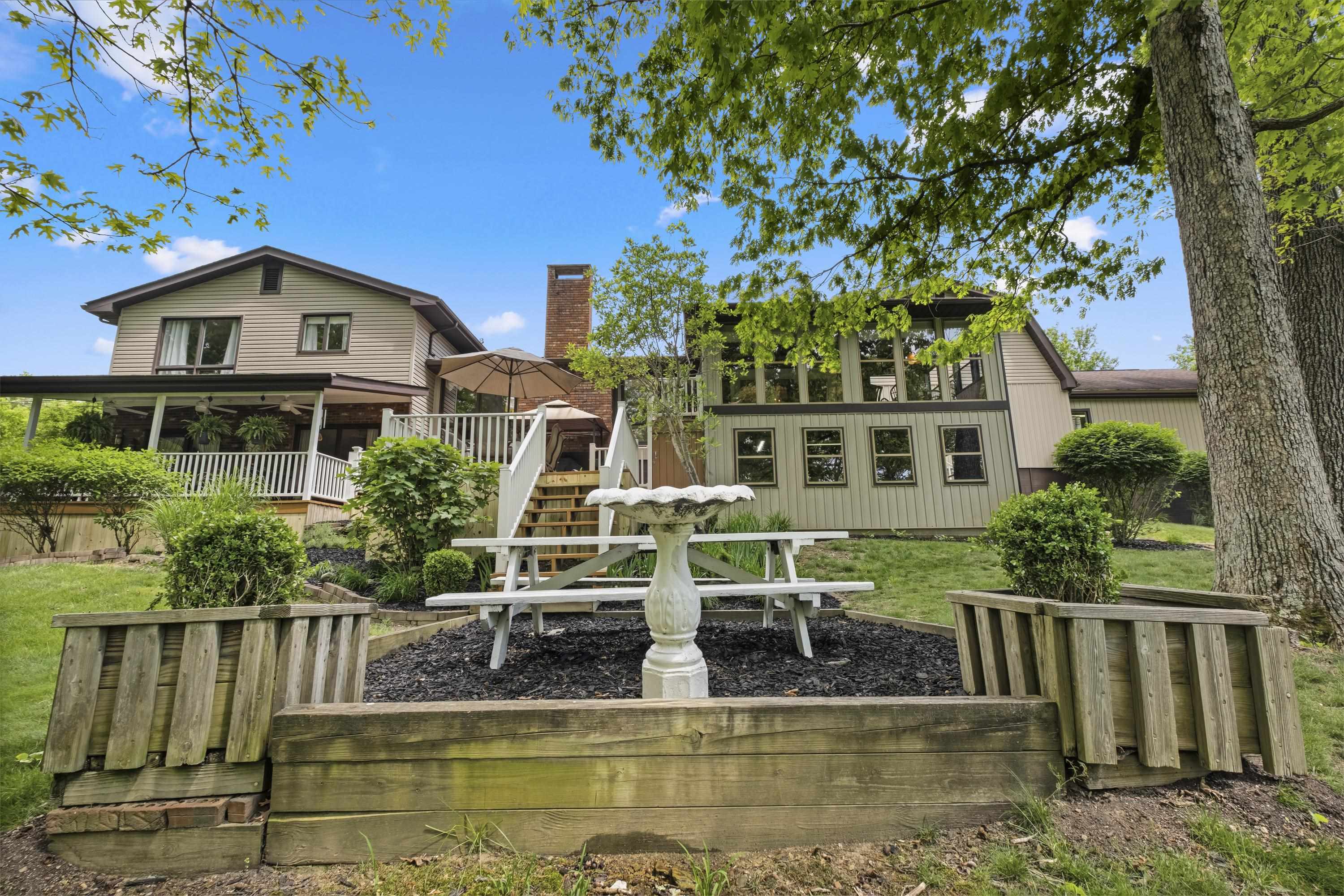 https://zimg.paragon.ice.com/ParagonImages/Property/PH/AABRKY/60608/3/0/0/7723f5b9564253d651989d350c108b8d/0/fd0f195efccb929c61ac280746cb3be4/60608-9aa34938-4b1e-4b32-aeec-4fcecf6bd7e3.JPG