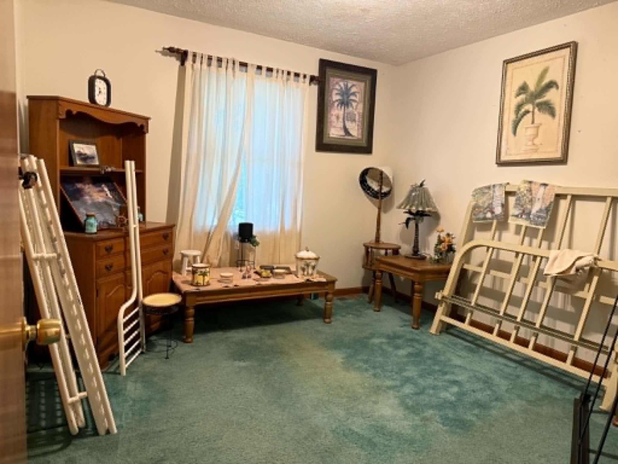 https://zimg.paragon.ice.com/ParagonImages/Property/PH/AABRKY/60646/5/0/0/18a35c1f28462175a14ebc3b7bd9ae54/0/315d8100465f9bcf6dd6a6bb47fe728f/60646-f779a949-5bd4-4656-888a-bc603413b4e8.JPG