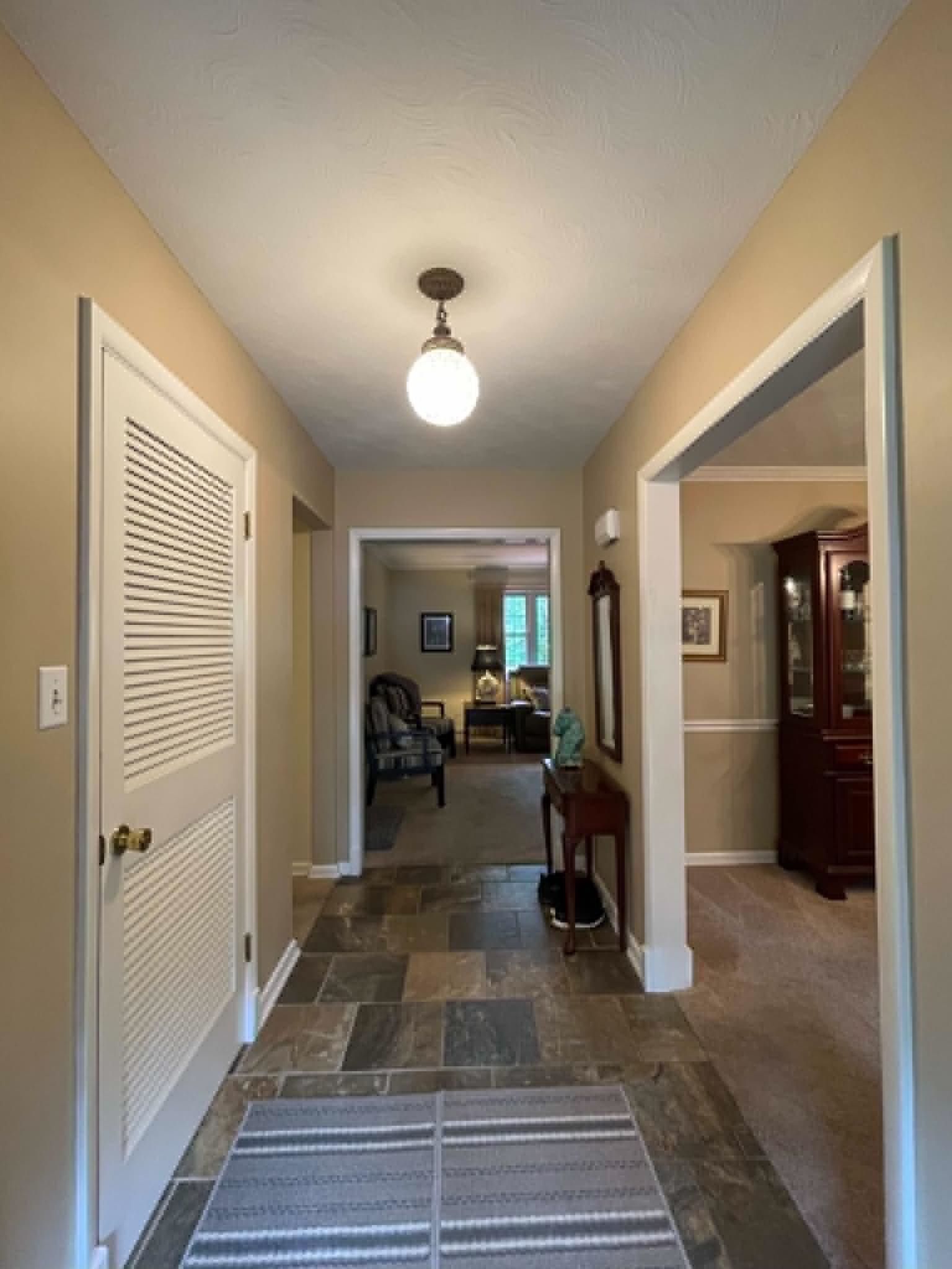 https://zimg.paragon.ice.com/ParagonImages/Property/PH/AABRKY/60648/10/0/0/cca34c1dd1043b0c8bc235f74e292241/0/85a9c10efddfb329980575fbcd362898/60648-54357229-a88d-4b0b-b697-13c668ba09fe.JPG