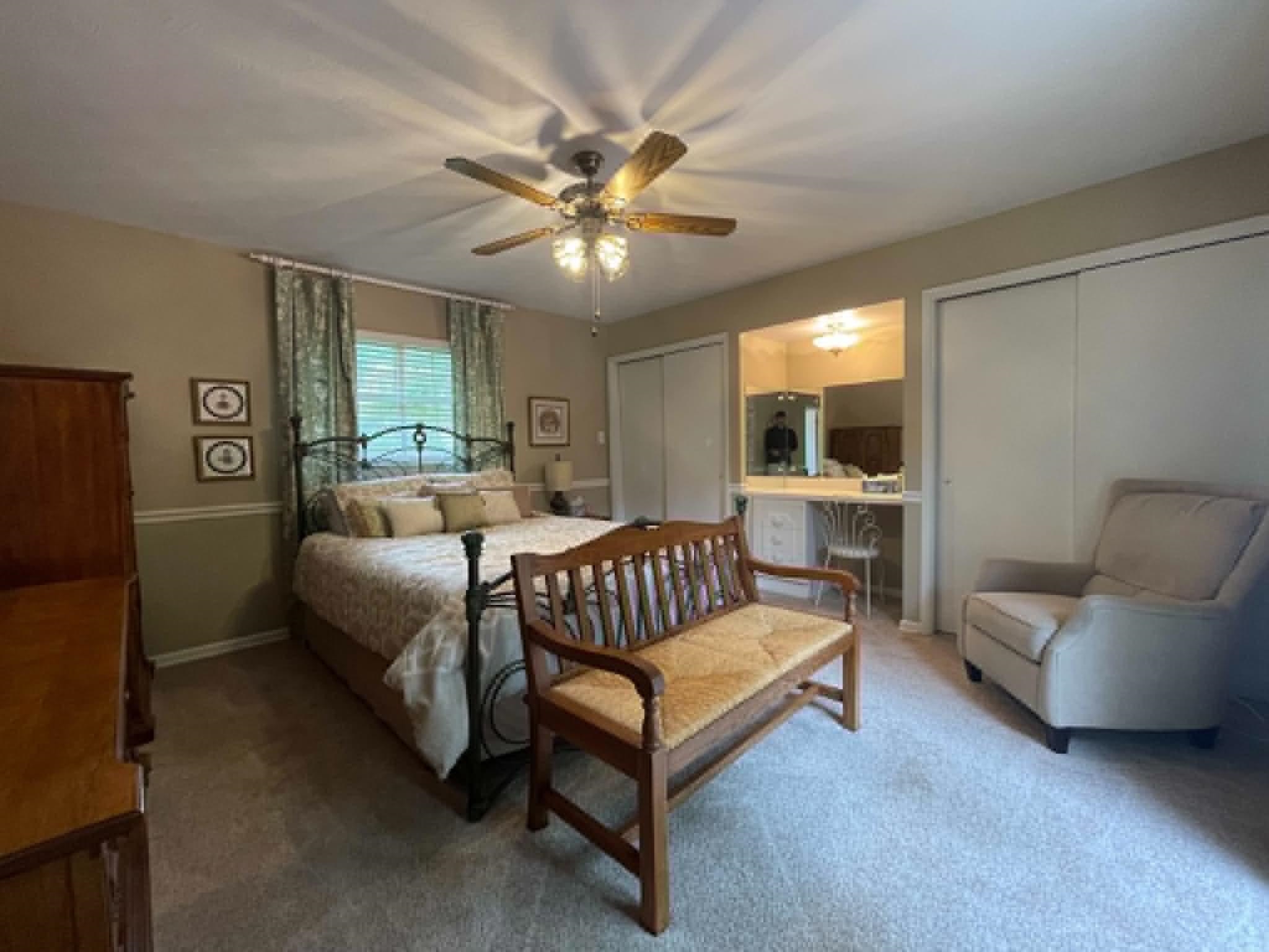 https://zimg.paragon.ice.com/ParagonImages/Property/PH/AABRKY/60648/4/0/0/9b4f05ccb04eb82c7e02ae8a1450ef83/0/85a9c10efddfb329980575fbcd362898/60648-5dce72dc-1a17-4fd6-bf4f-e84b38ff79d7.JPG