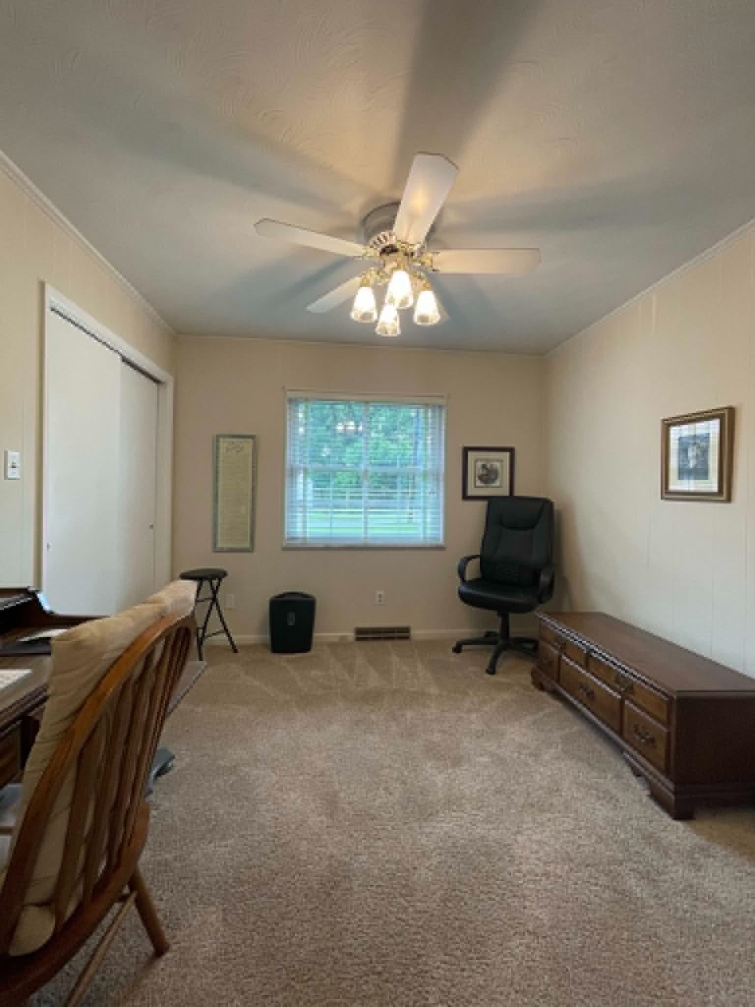 https://zimg.paragon.ice.com/ParagonImages/Property/PH/AABRKY/60648/9/0/0/21a76b9fb5b302ac97e389c2911a63b0/0/85a9c10efddfb329980575fbcd362898/60648-1f9ec777-f2f6-4b6e-a80a-2131d8dc355f.JPG