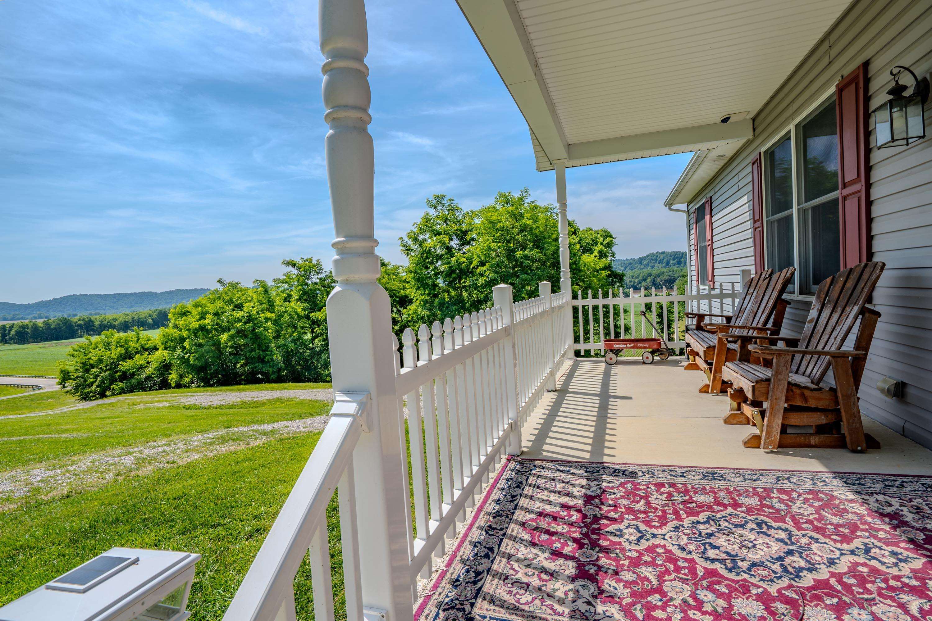 https://zimg.paragon.ice.com/ParagonImages/Property/PH/AABRKY/60695/5/0/0/031c96e028ab2ddfc45fb515a023680e/0/6ea332e95232c7404cb0d602c47aa124/60695-a3eddf71-4ca2-45c5-adb6-d0e2e2c714a9.JPG