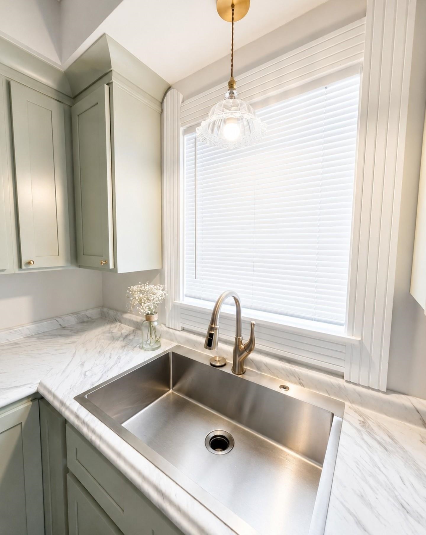 https://zimg.paragon.ice.com/ParagonImages/Property/PH/AABRKY/60705/9/0/0/cc0ff55d6806fb85c6aec6dd6a6a30bb/0/fb6034fb4ca6d851ec6bc28b71fda4cd/60705-9740f1e2-7a48-4429-ad56-3e437844a2e0.JPG