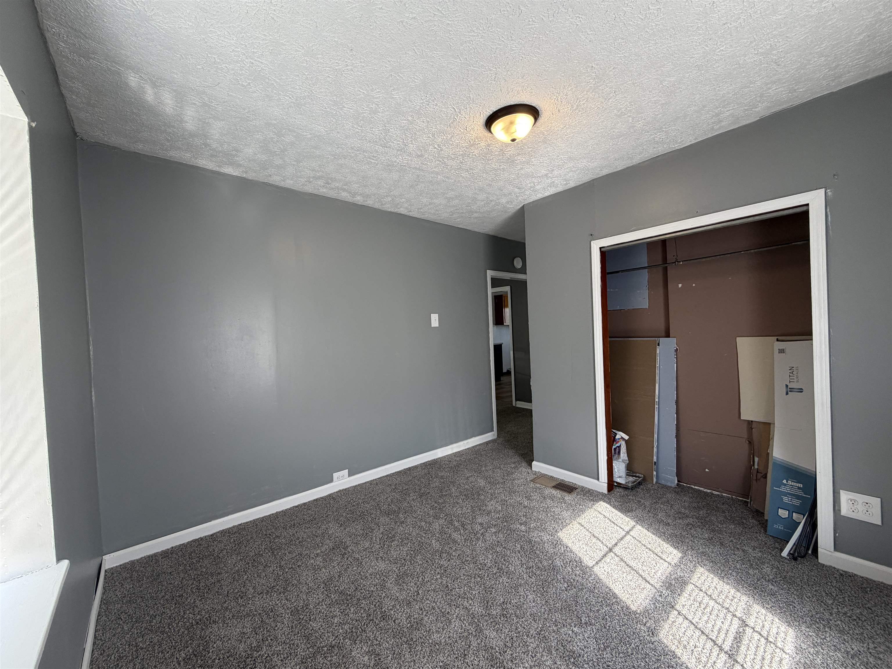 https://zimg.paragon.ice.com/ParagonImages/Property/PH/AABRKY/60715/12/0/0/9b387f0a22c23ebd71eb46809ba5d1c2/0/3c51ce636e273d9911f1bfb6f4898892/60715-d96ffae1-6072-4ad8-9873-aabbc5a7e798.JPG