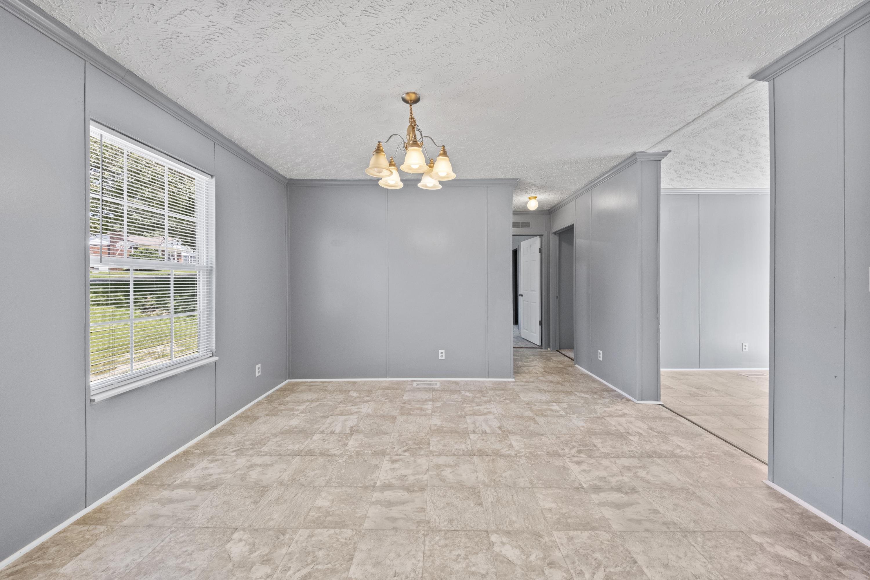 https://zimg.paragon.ice.com/ParagonImages/Property/PH/AABRKY/60720/8/0/0/3e0eeb00418f4ae83d07eab05029fb99/0/e3d5838af09b38b427feb6821ae6cea2/60720-031fa5b7-4200-4c20-97a6-2319fbe7d692.JPG