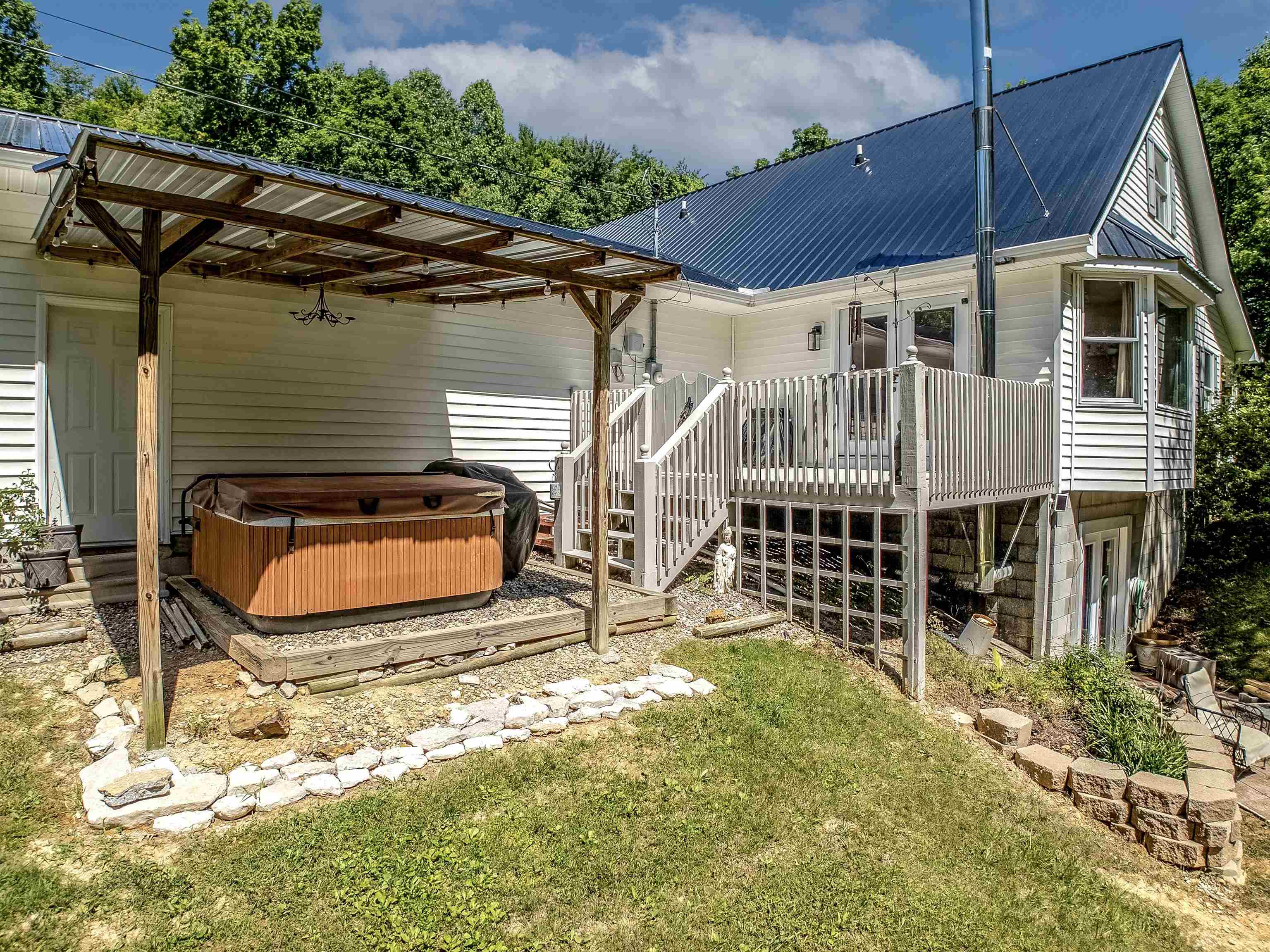 https://zimg.paragon.ice.com/ParagonImages/Property/PH/AABRKY/60722/5/0/0/cbafcecefa7089cb20dacd37196ea018/0/3b166b500df1fc6e804b128ee7a190dd/60722-a9a9550b-eda9-4454-8cbf-6e3972c977a6.JPG
