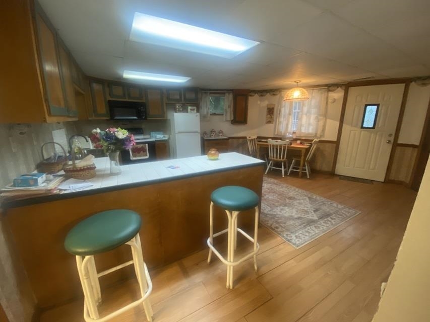 https://zimg.paragon.ice.com/ParagonImages/Property/PH/AABRKY/60741/5/0/0/642621d287af0e6bc8c67cda504b47b7/0/5fafbf2eb8f211605097bfea6068345b/60741-1f645f66-51f4-44a6-b13c-9c489a4ed3b7.JPG