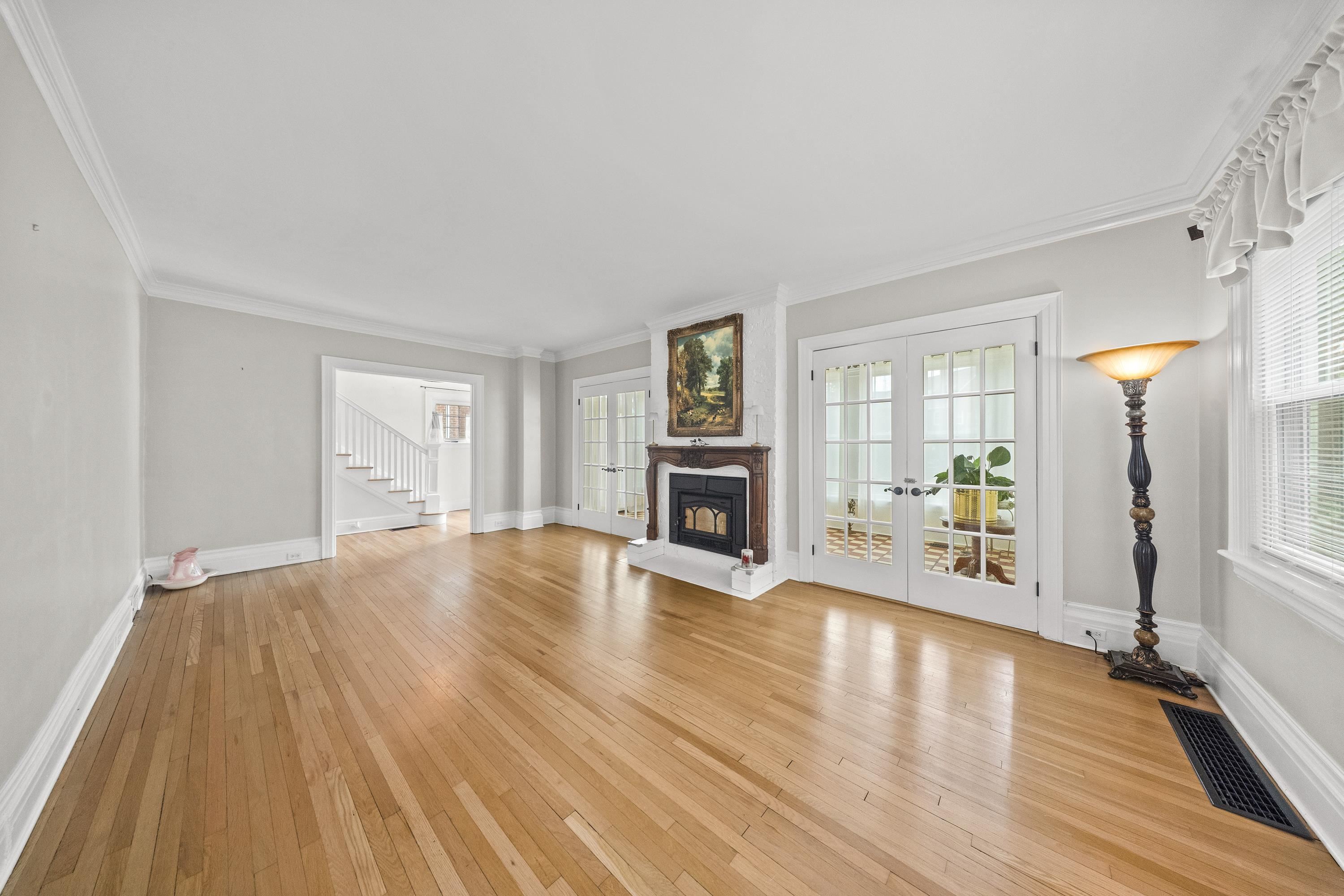 https://zimg.paragon.ice.com/ParagonImages/Property/PH/AABRKY/60758/8/0/0/23944fdff1c559d8cdc397a0f97f041b/0/01ba86b54b1a6e7fc841fdb997f95e8b/60758-582d84b0-949a-40c1-a74c-2d3900d34ee3.JPG