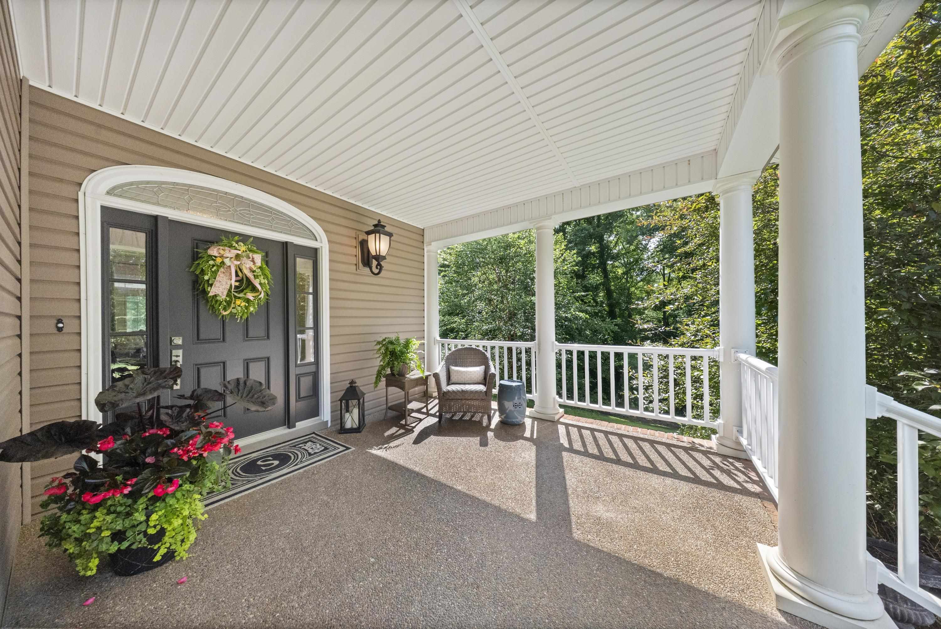 https://zimg.paragon.ice.com/ParagonImages/Property/PH/AABRKY/60766/9/0/0/94d8ef43e9a325d5af3cf8b9e6906ffa/0/e99a3d79c464c3681b444afd10e62258/60766-a8afae6a-8400-4c7d-a309-cdad3fc2e90d.JPG
