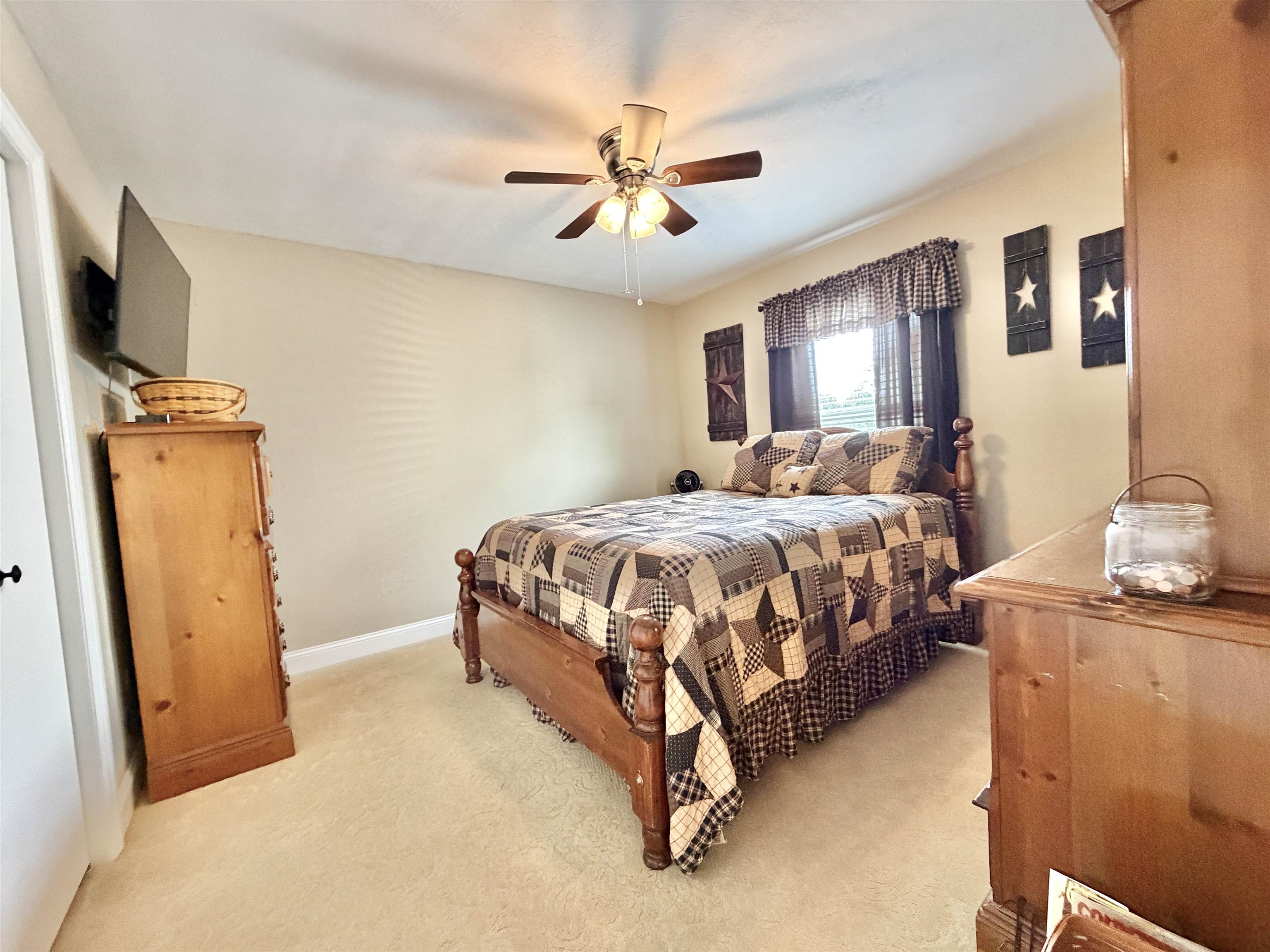 https://zimg.paragon.ice.com/ParagonImages/Property/PH/AABRKY/60767/8/0/0/9cada29c13a1df6e3784e1dded8d5a50/0/38271144f3796bb36a4c6c72e0a6234f/60767-a2db2918-4673-4dc3-97fb-4bc8ec700873.JPG