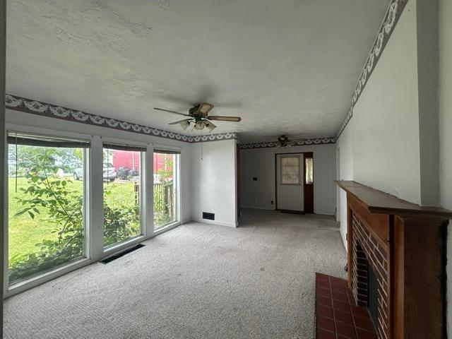 https://zimg.paragon.ice.com/ParagonImages/Property/PH/AABRKY/60773/6/0/0/67374b00679e69085fcb1e74a9204bb6/0/489a293422404fb06fae8e98ebbaf89d/60773-e9f75fd5-9756-4f2a-ad80-9b2a0d841034.JPG
