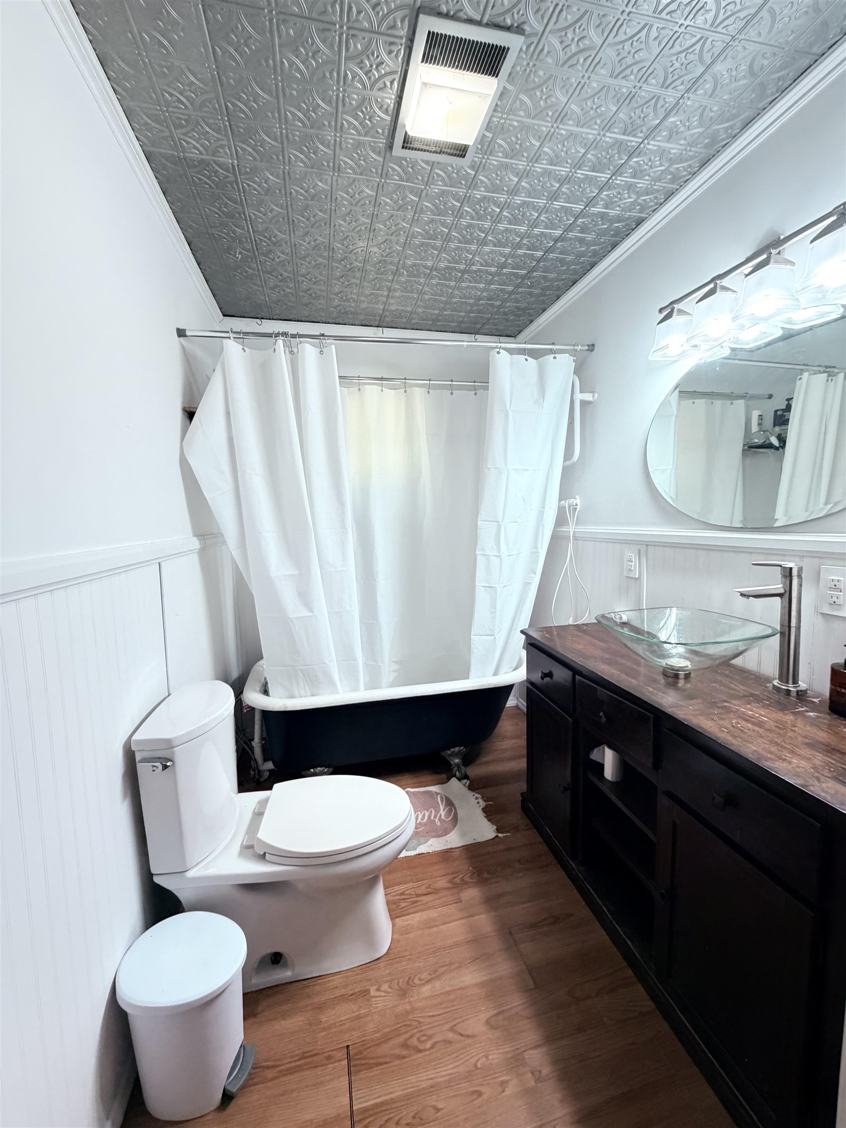 https://zimg.paragon.ice.com/ParagonImages/Property/PH/AABRKY/60775/11/0/0/ab66dc69c744983d364e7920ee195fb0/0/b01790918c2629b18f155f4979c88d6b/60775-d542415a-9b0b-4e06-9882-0fe349b8311b.JPG