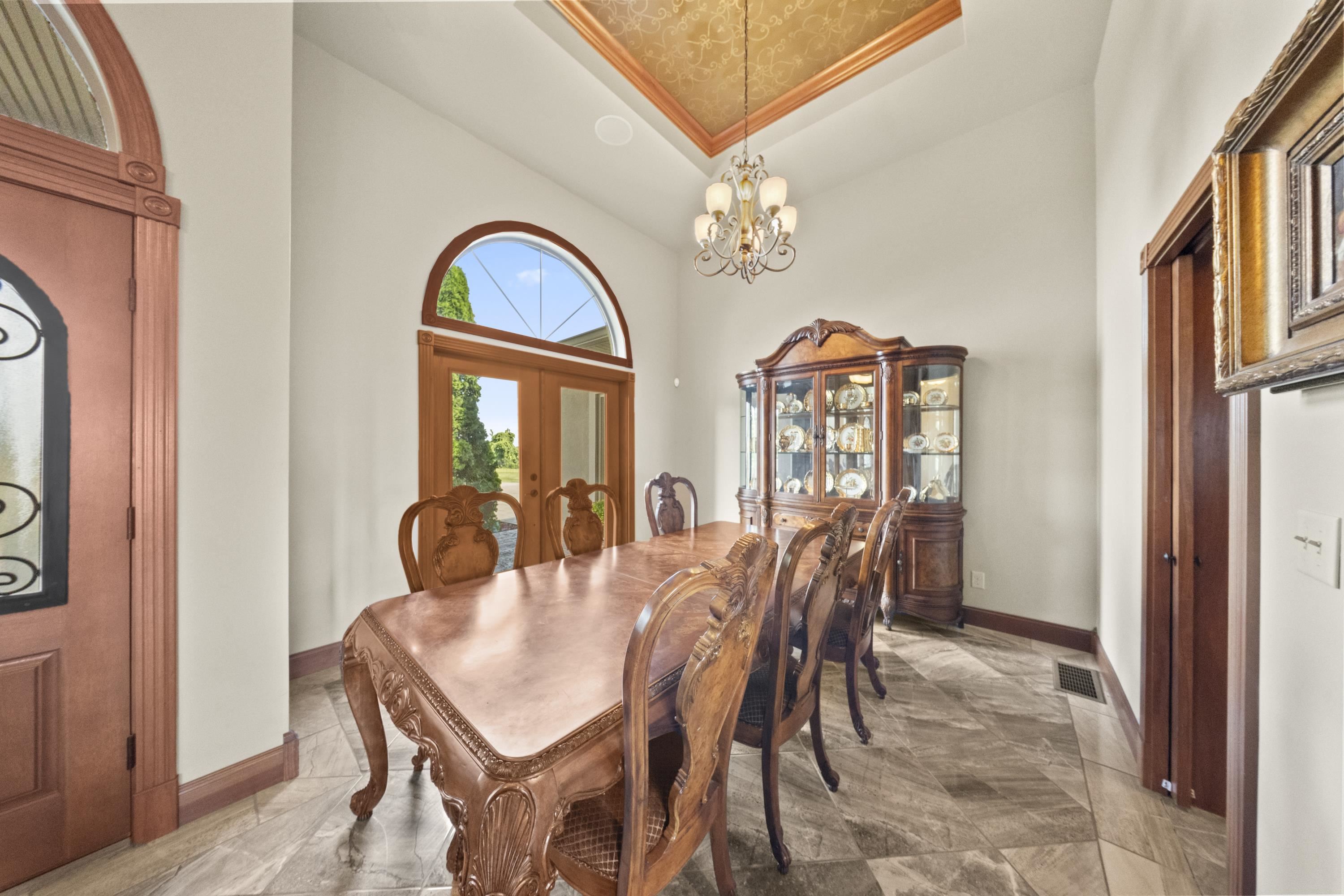 https://zimg.paragon.ice.com/ParagonImages/Property/PH/AABRKY/60805/3/0/0/489a6ea3a7850b24118d08c6d5eaaed6/0/9f6d95c674a1cfc7b9b61bfe425ac494/60805-f2493210-d1e0-4380-bd15-333d8e8a29f2.JPG
