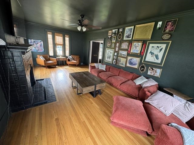 https://zimg.paragon.ice.com/ParagonImages/Property/PH/AABRKY/60808/5/0/0/e2f6d36fc2bdd70213047a8e7e2c2b71/0/526ed37f23d621812c0518eee8e77427/60808-83c518b3-477a-40cd-93a2-5cd2eed1d6d9.JPG