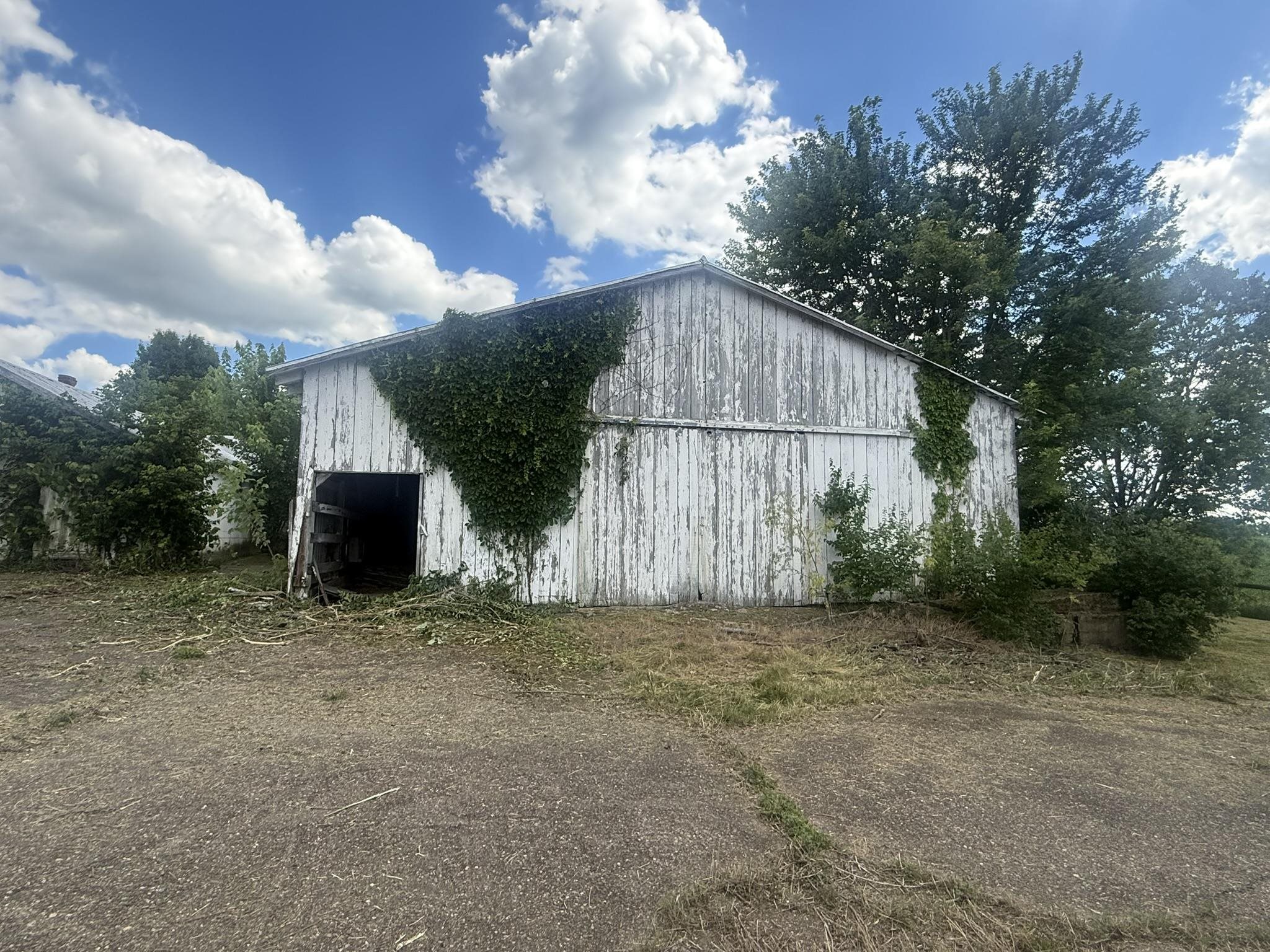 https://zimg.paragon.ice.com/ParagonImages/Property/PH/AABRKY/60809/11/0/0/290f7191195f96722d6e1f105bbb2927/0/da2a7832a8c53dfddebbb530b1be4485/60809-4a98d926-7cec-41bc-a1b0-3027792bbde5.JPG