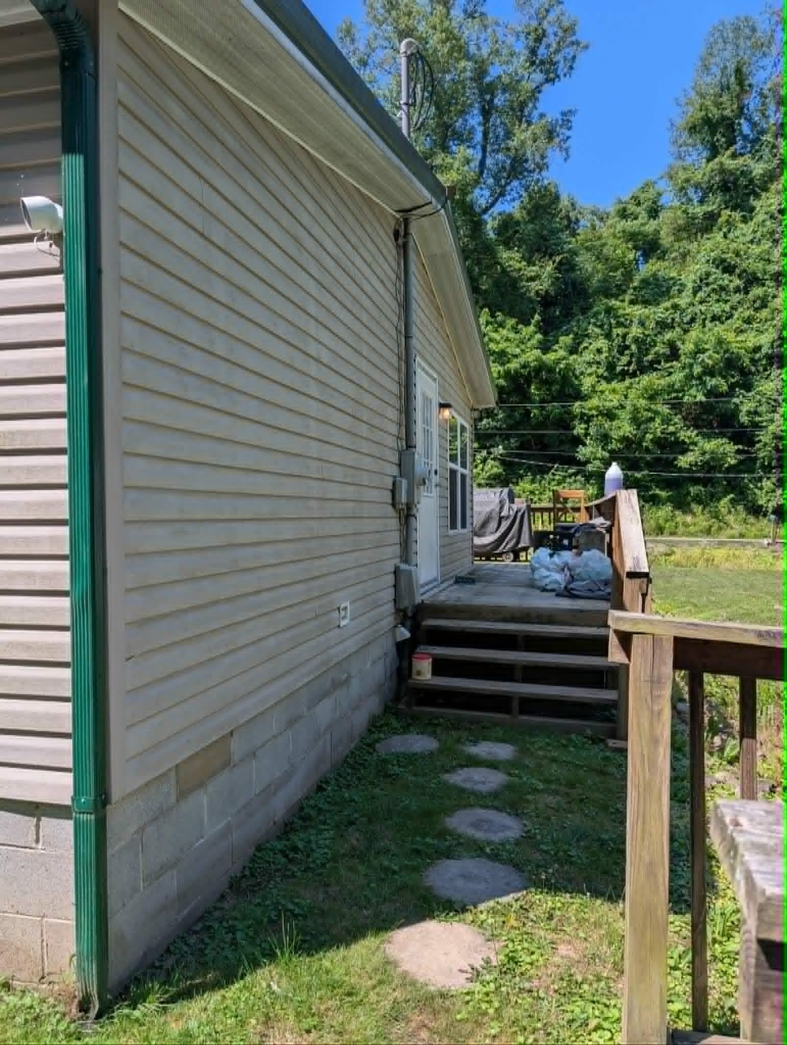 https://zimg.paragon.ice.com/ParagonImages/Property/PH/AABRKY/60813/4/0/0/9c015c866ed0210d99339941bd686400/0/84289614981fa05e77c7f101728799be/60813-a2d58278-1d64-4edf-b586-a858926213b4.JPG