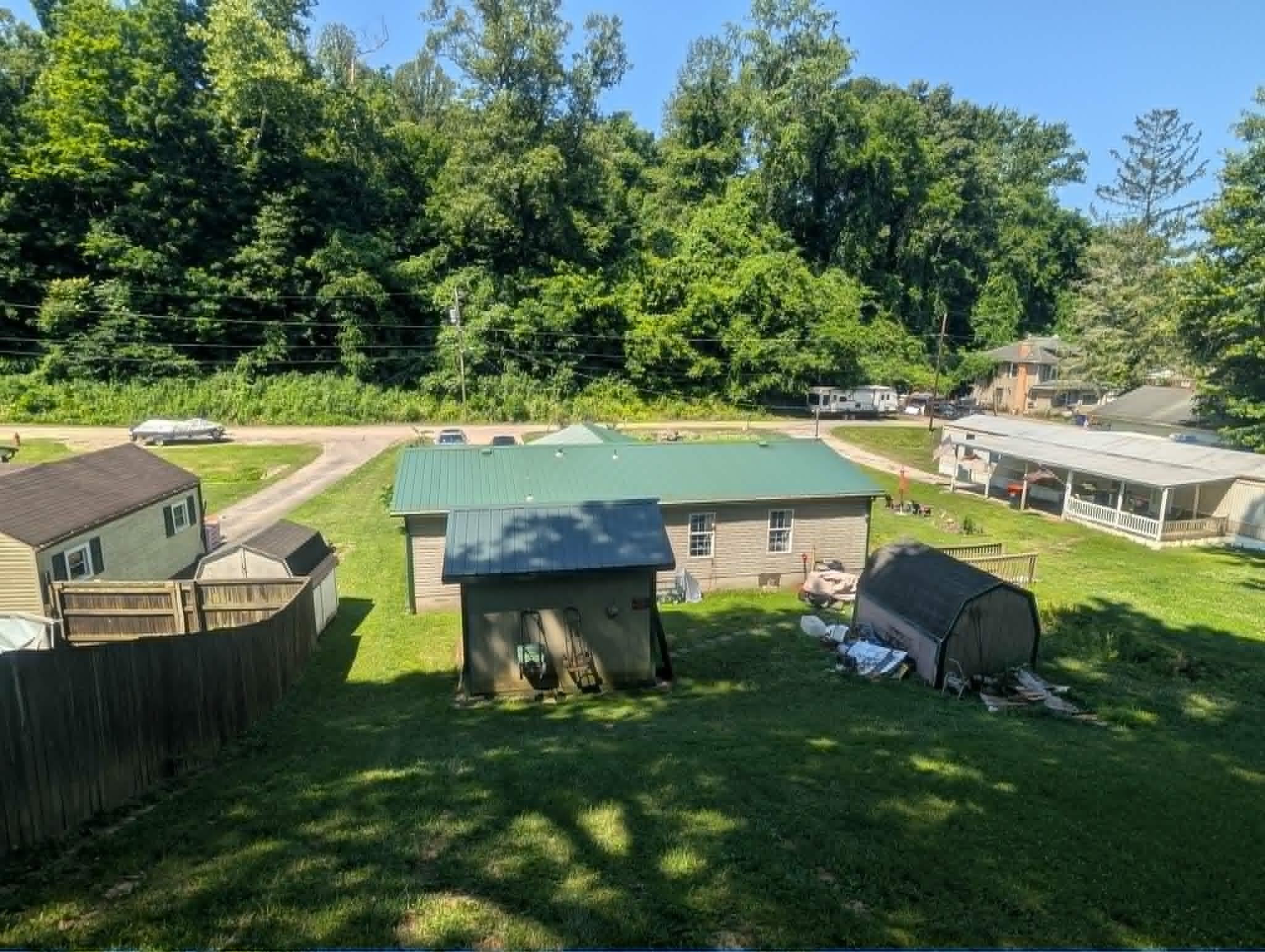 https://zimg.paragon.ice.com/ParagonImages/Property/PH/AABRKY/60813/6/0/0/b1db2c78b37f3b8c3c7c171a44b66fbf/0/84289614981fa05e77c7f101728799be/60813-5452c193-3491-45fc-88e3-93ec13b6501a.JPG