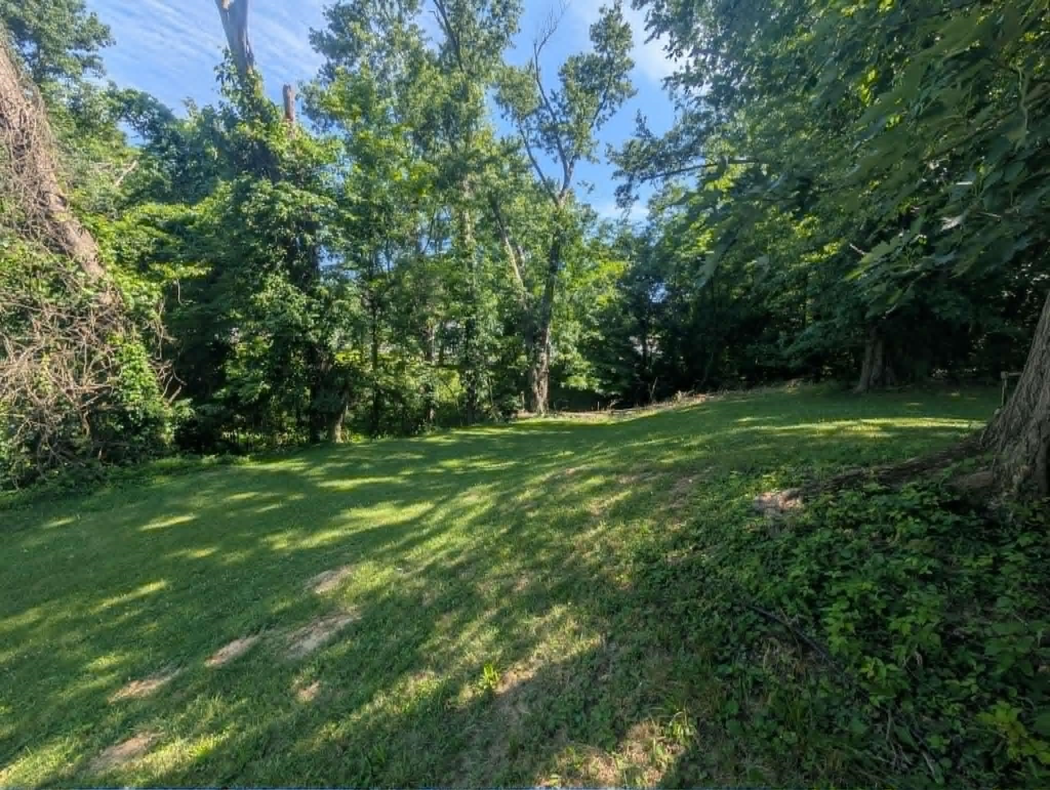 https://zimg.paragon.ice.com/ParagonImages/Property/PH/AABRKY/60813/7/0/0/1f8b3895d9601e0412bb3ab3c15d4744/0/84289614981fa05e77c7f101728799be/60813-0a3d3b9a-9d1f-4588-b8c6-02fcbd0e6908.JPG