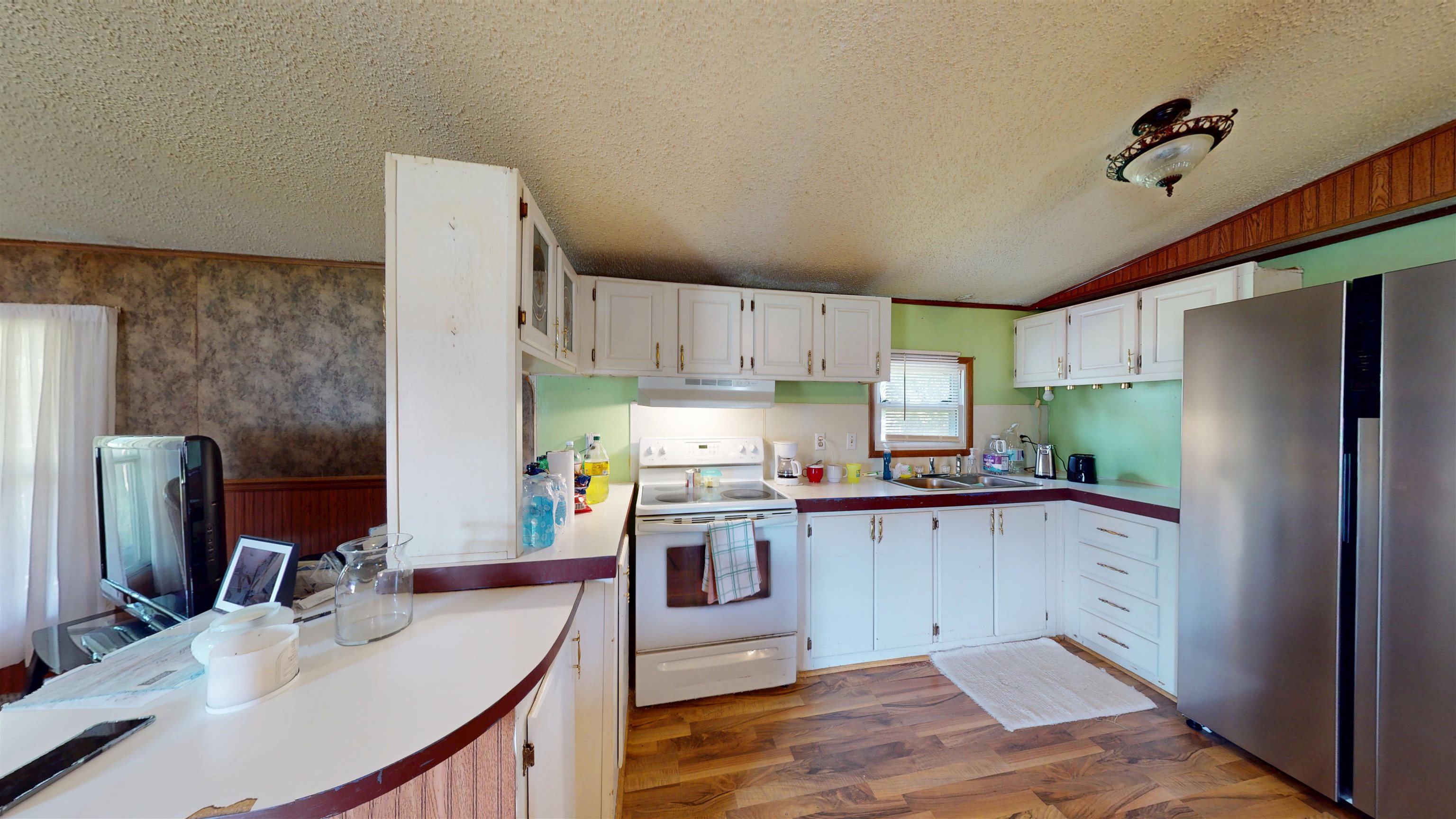 https://zimg.paragon.ice.com/ParagonImages/Property/PH/AABRKY/60843/9/0/0/746a23a429a279651b49f212756c7df6/0/261757e77943c421215b15965ee09602/60843-8115ad42-bc79-4035-aa81-3985fbeec39d.JPG