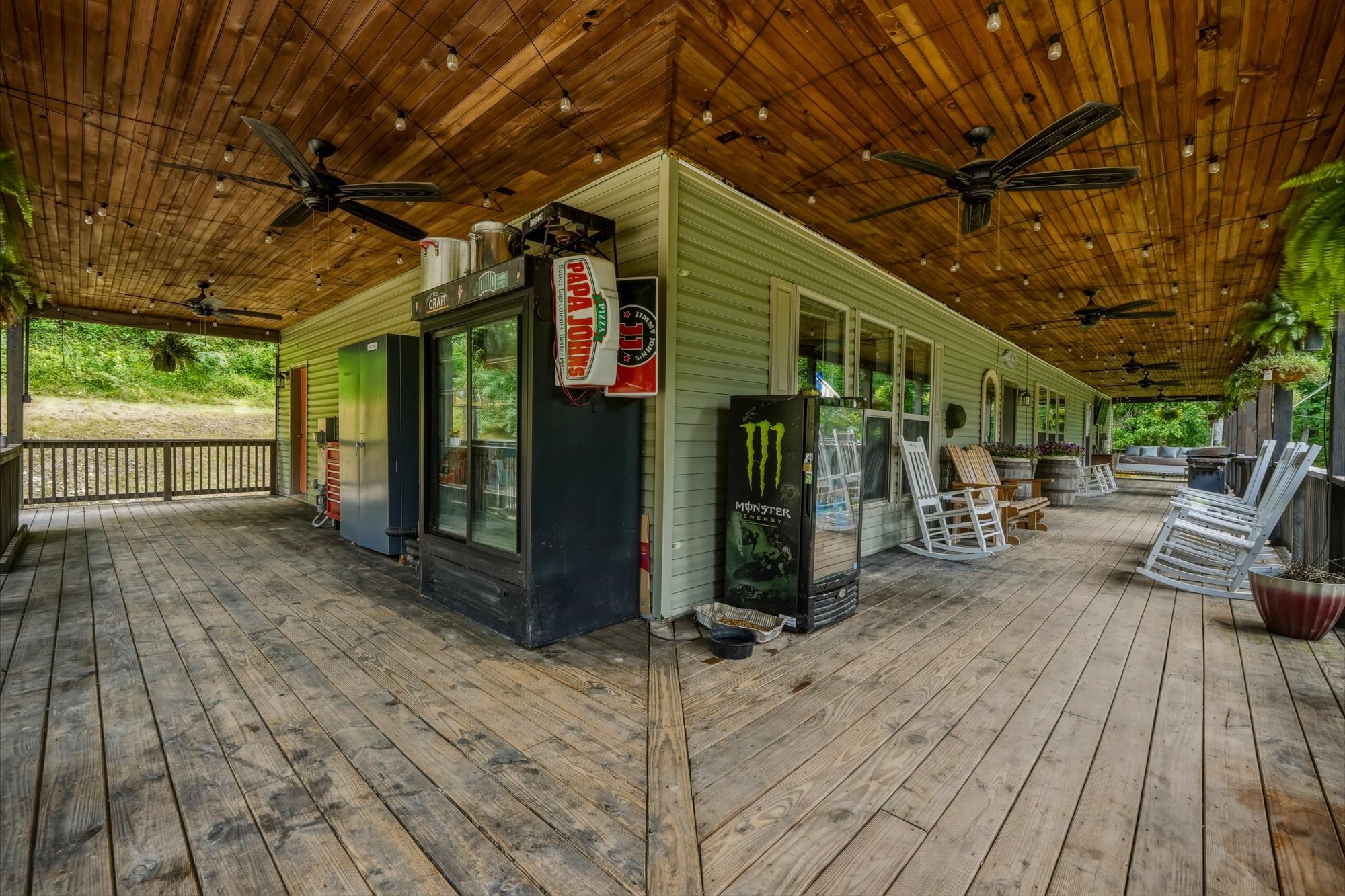 https://zimg.paragon.ice.com/ParagonImages/Property/PH/AABRKY/60848/4/0/0/4f403da79c5b319782fc6de6cfad82c0/0/75312ed6c6b851bc720a61d4d6698d99/60848-0b89dec5-3db6-4440-8ac3-3684deda785c.JPG