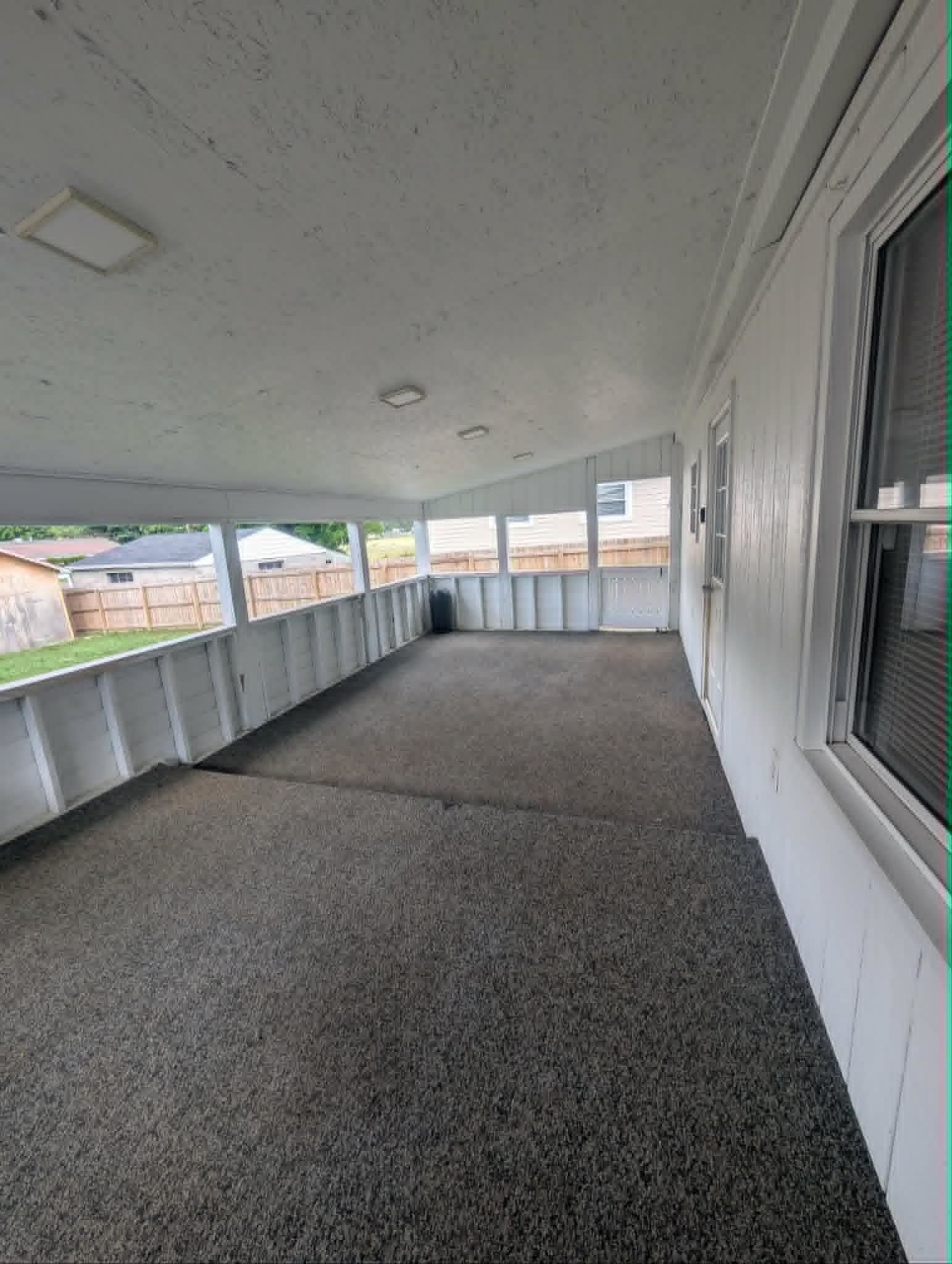 https://zimg.paragon.ice.com/ParagonImages/Property/PH/AABRKY/60849/4/0/0/f35bb3d23a01da706cb1db32f8c6ca94/0/9edbe7158b6b2185be4a8edb3caca427/60849-e8c9310a-140e-449c-a092-900f0cc006c8.JPG